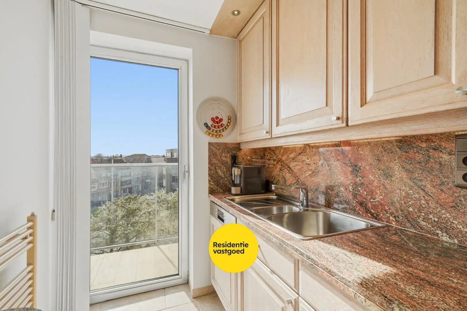 Ruim appartement met 3 slaapkamers, 2 terrassen, garage en staanplaats in Oostende foto 9