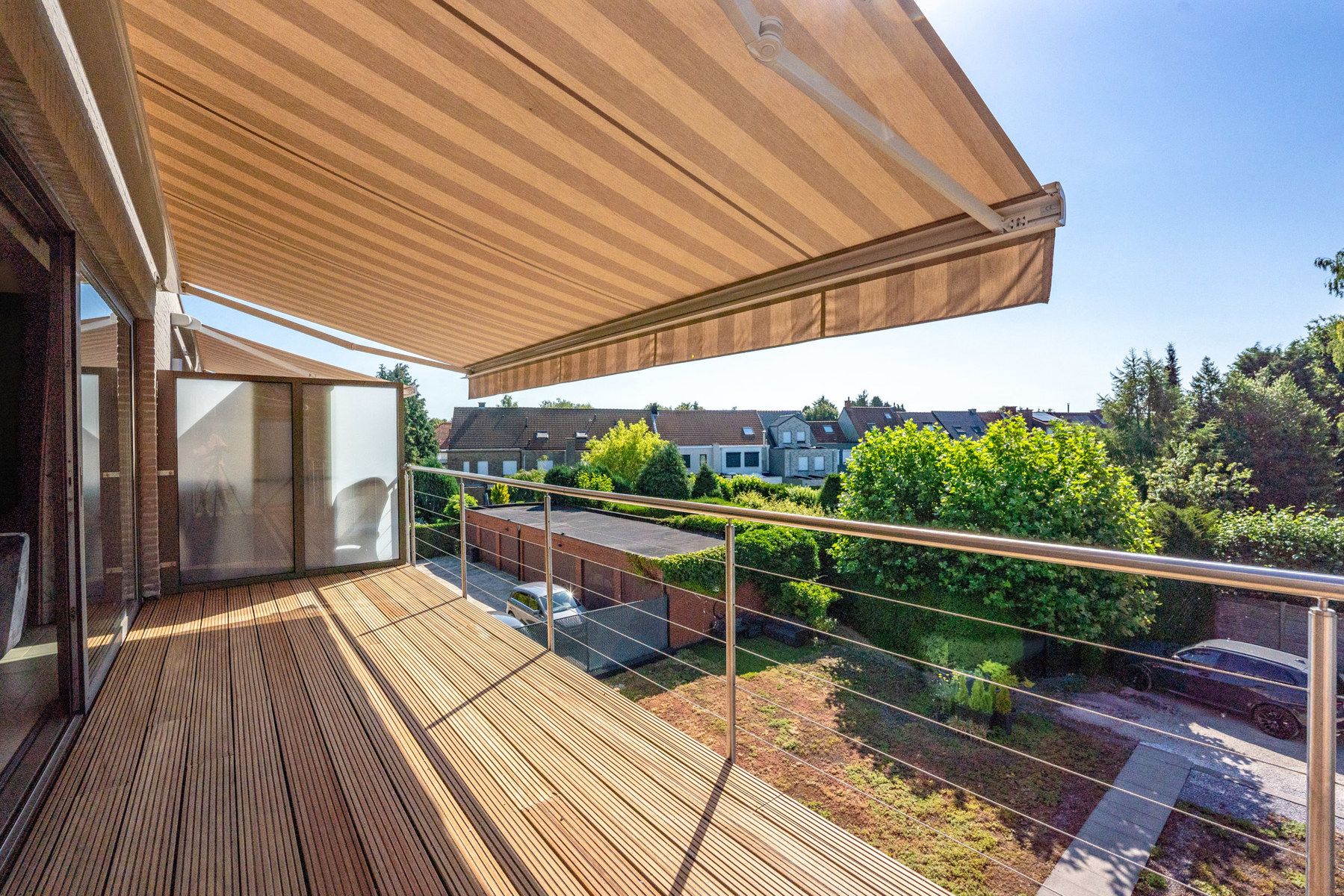 Instapklaar 1-slaapkamerappartement met zonnig terras en staanplaats – hartje Brasschaat! foto 11