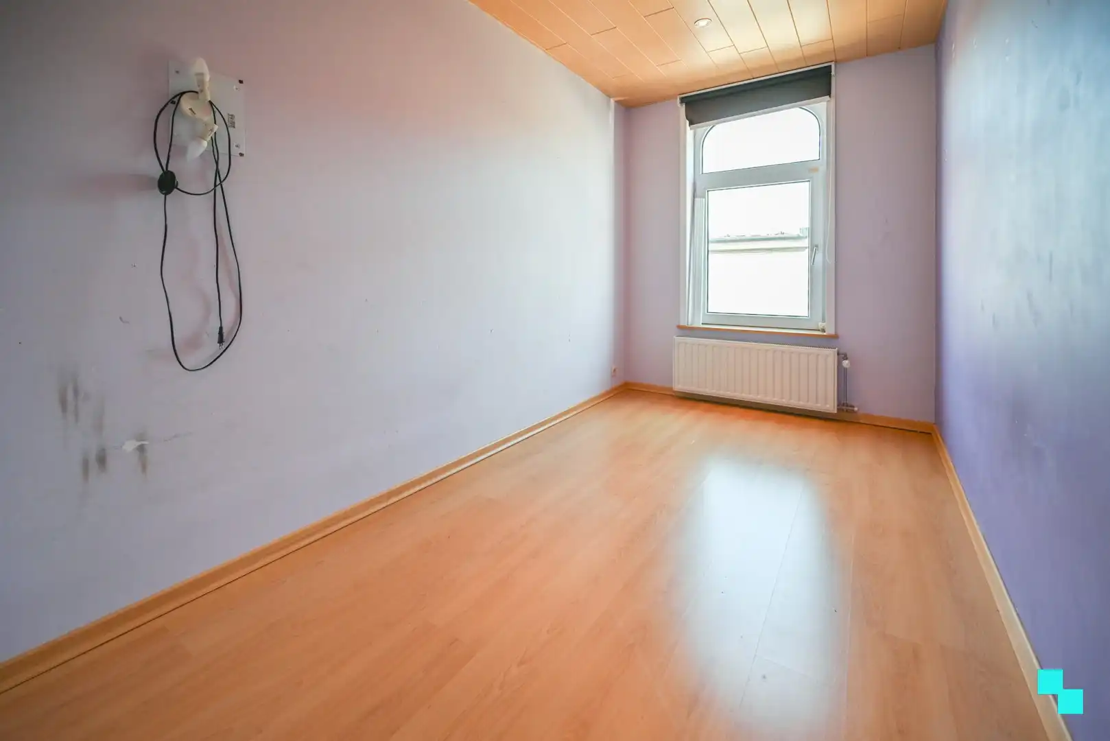 Riante halfopen woning met garage foto 32