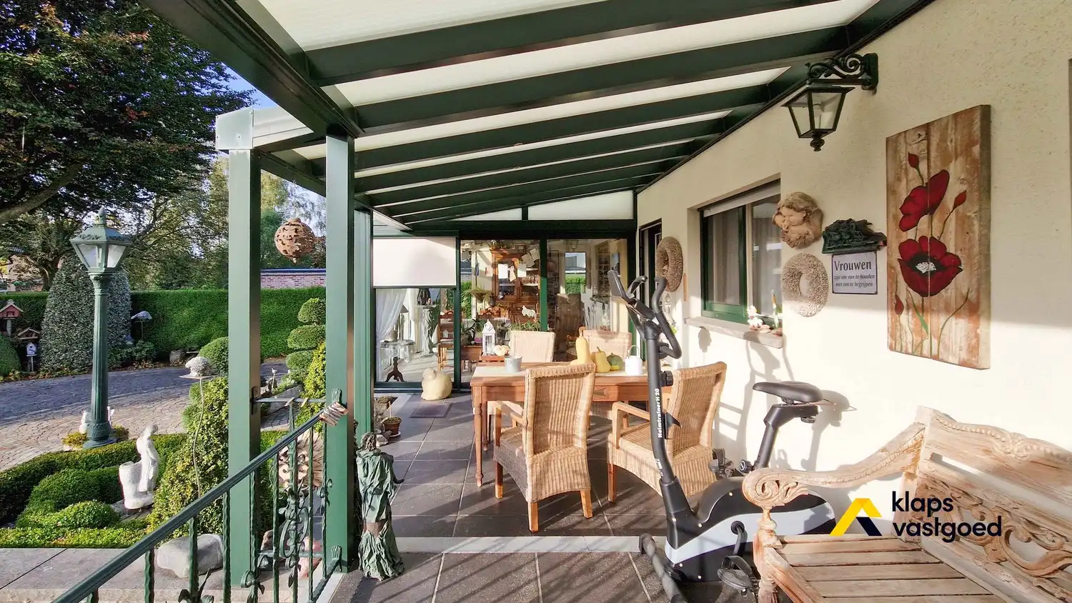 Gracieuze woning met 4 slaapkamers en schitterende tuin op perceel van 12a63ca foto 15