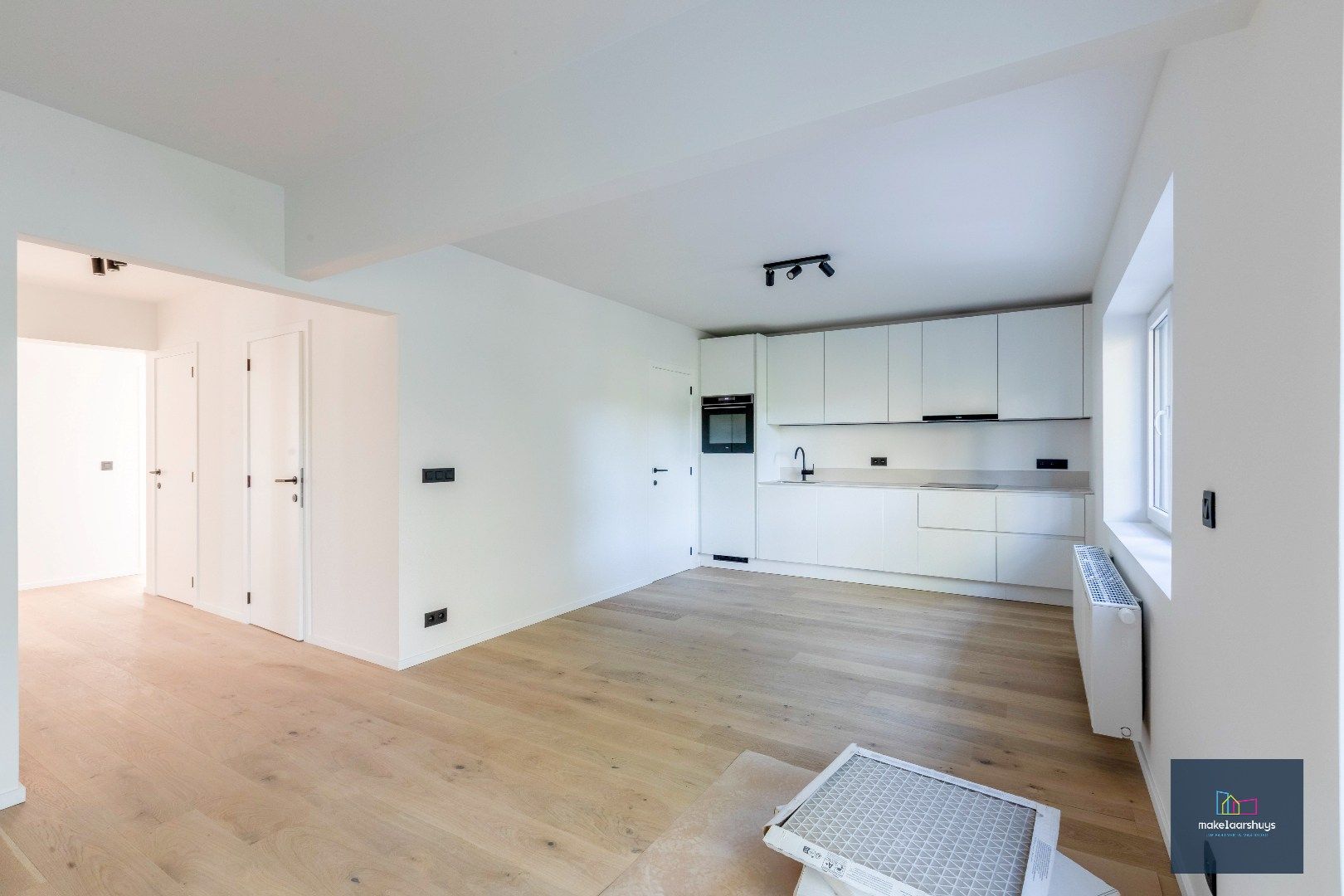 Uniek 3 slpk. appartement  met terras  nabij station Gent-Sint-Pieters foto 4