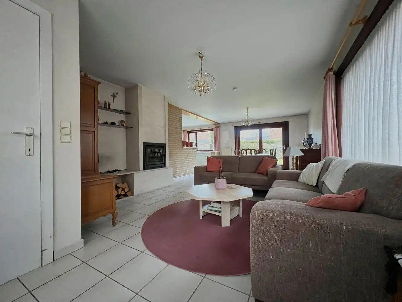 Instapklare gezinswoning met 3 slpks. + zonnige tuin foto 3