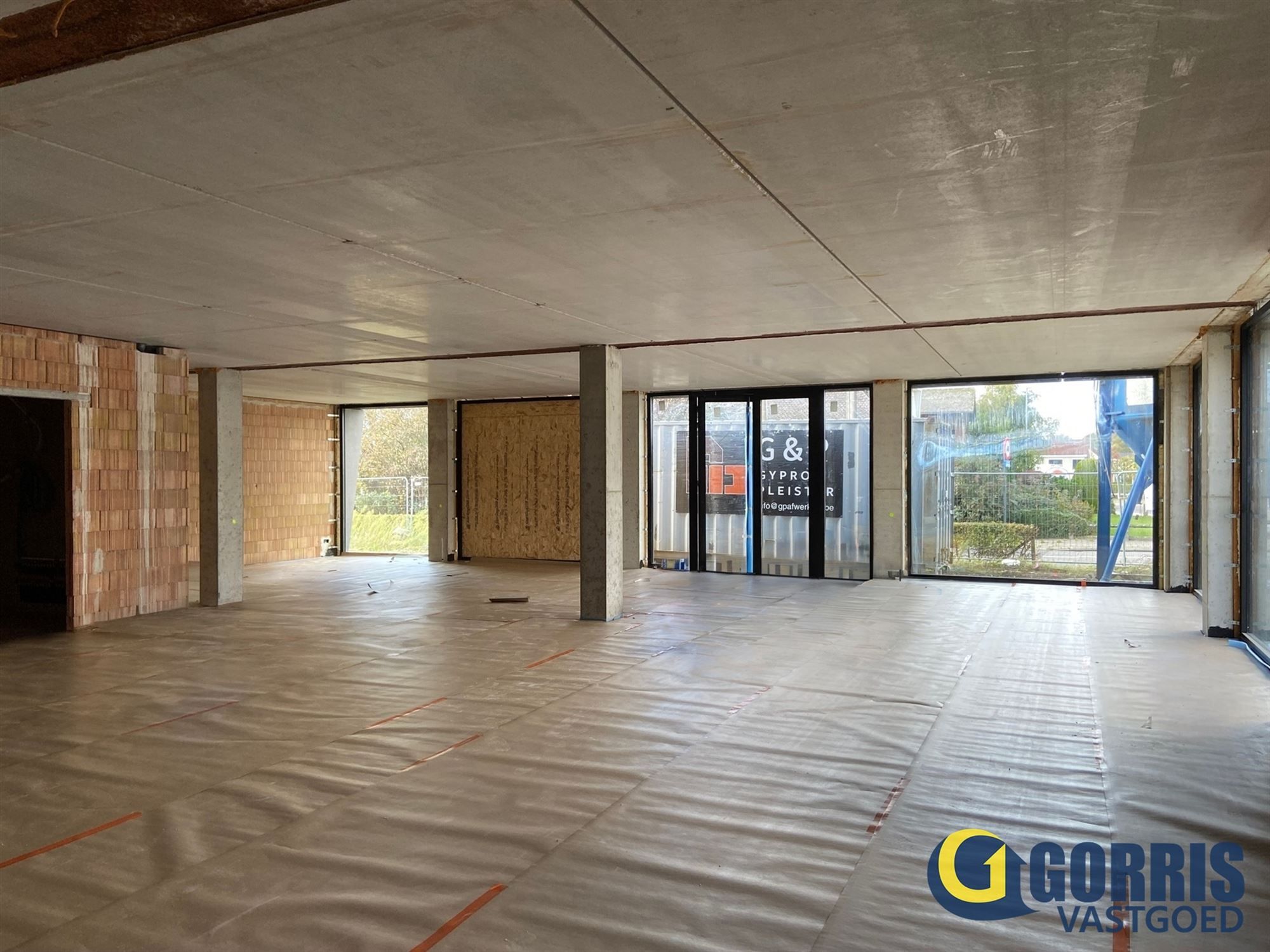  Ruime casco kantoorruimte van 198 m² op toplocatie in Heist-op-den-Berg foto 3