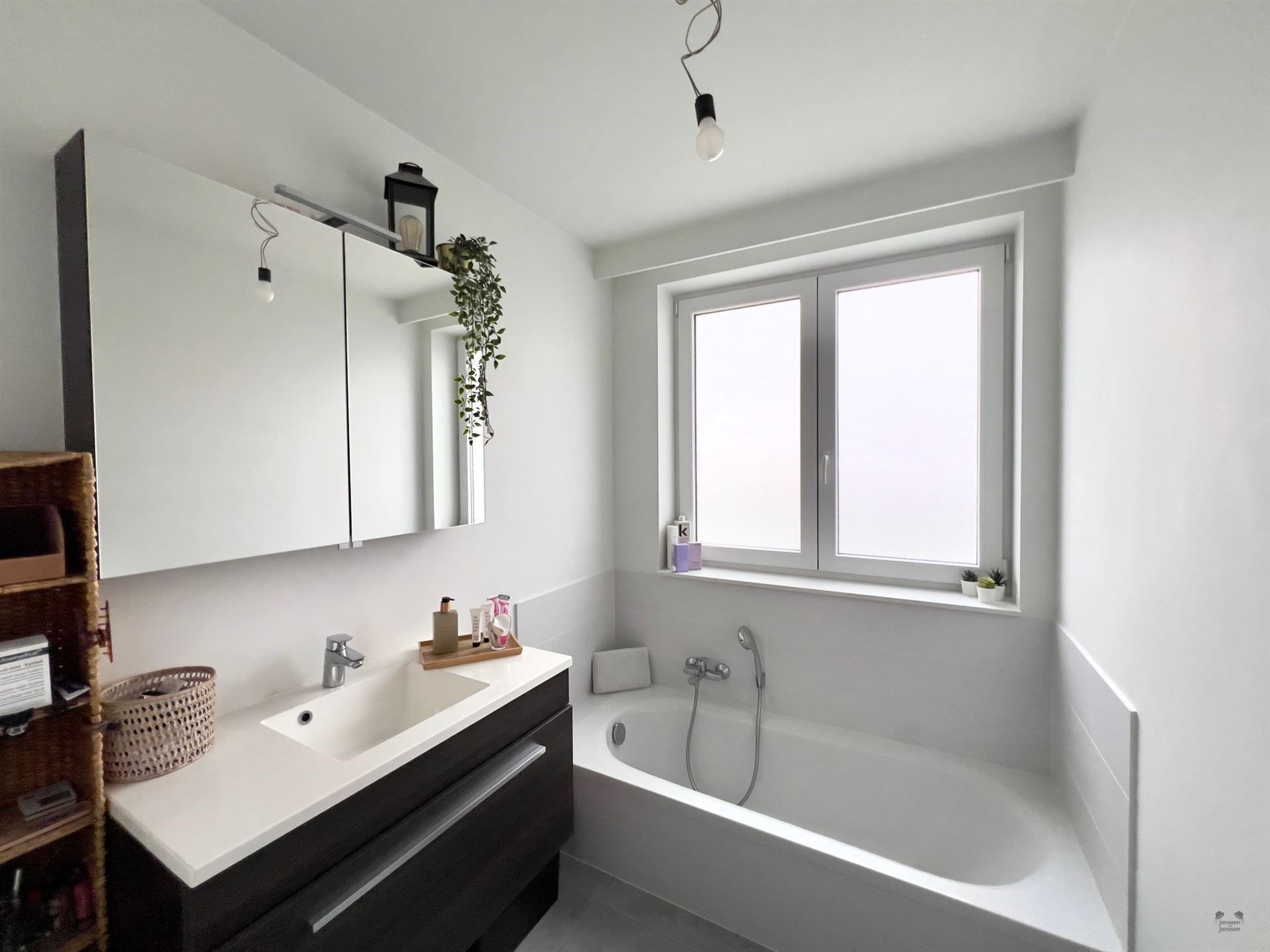 Ruim 2 slaapkamer appartement te Bredene foto 7