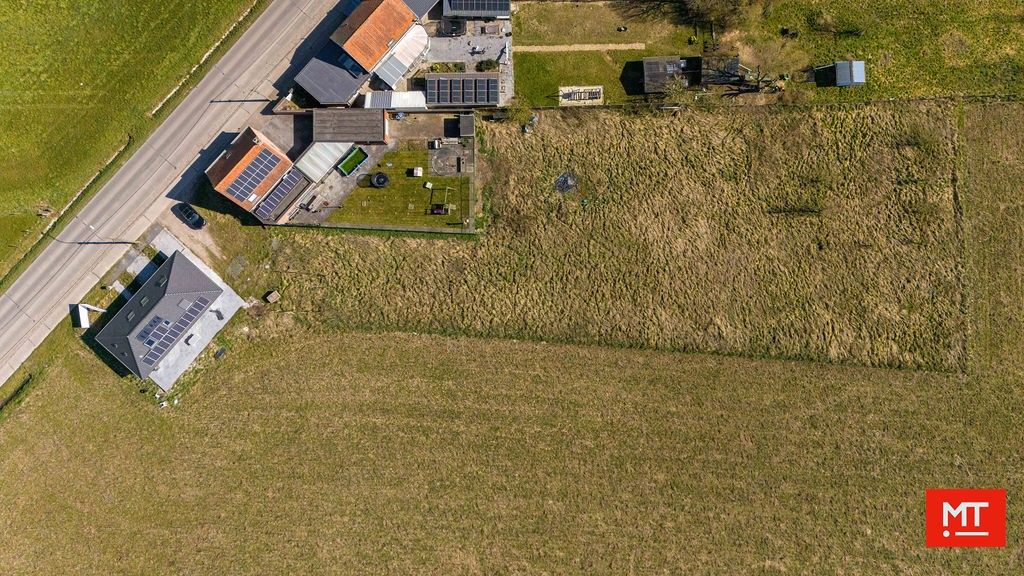 Alleenstaande woning met landelijk verzicht op 3.584 m² te koop in Ledegem foto 20