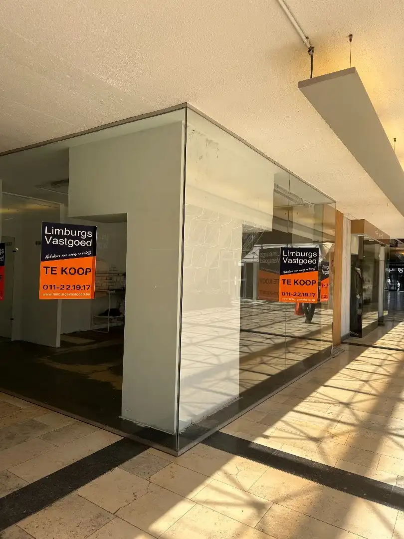 Commercieel uitstekend gelegen handelspand, 39m² foto 7