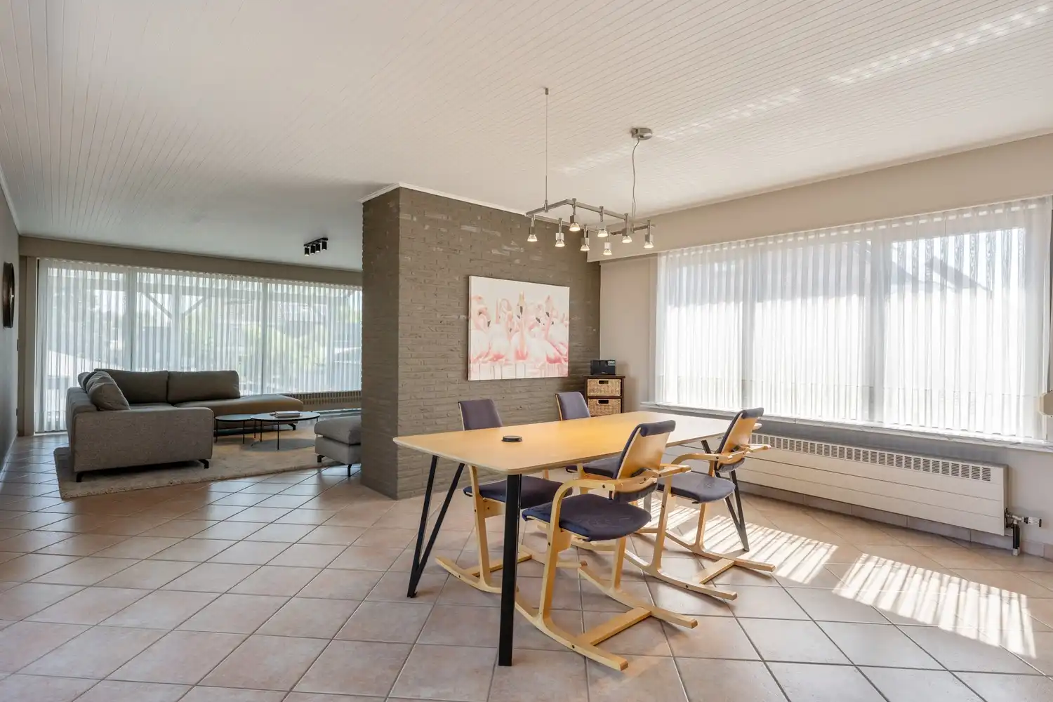 Commercieel pand met ruime handelsruimte, loods én drie-slaapkamer appartement van 160 m² in Wezemaal ! foto 18