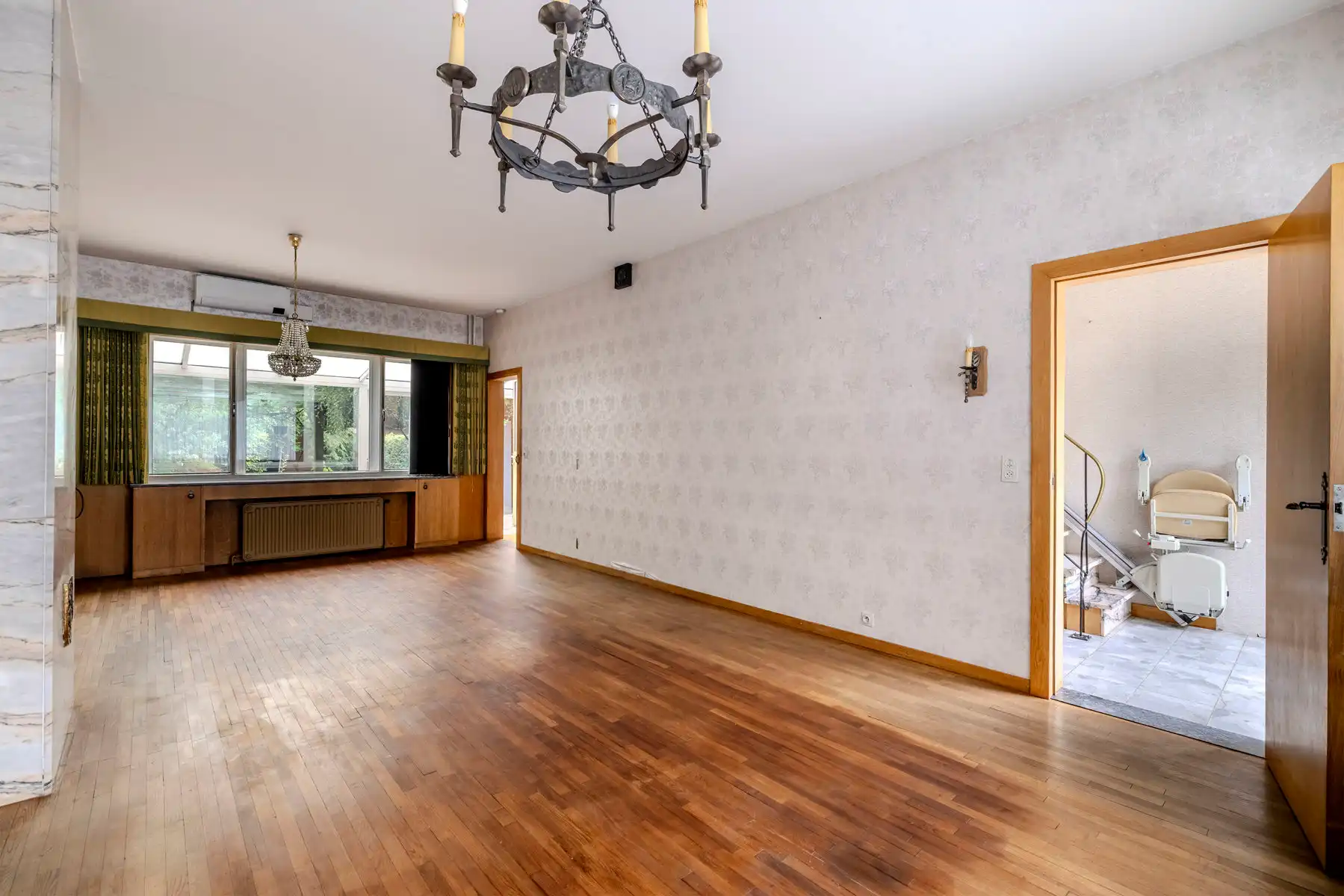 Gezinswoning met 4 ruime slaapkamers en tuin in Ekeren foto 7