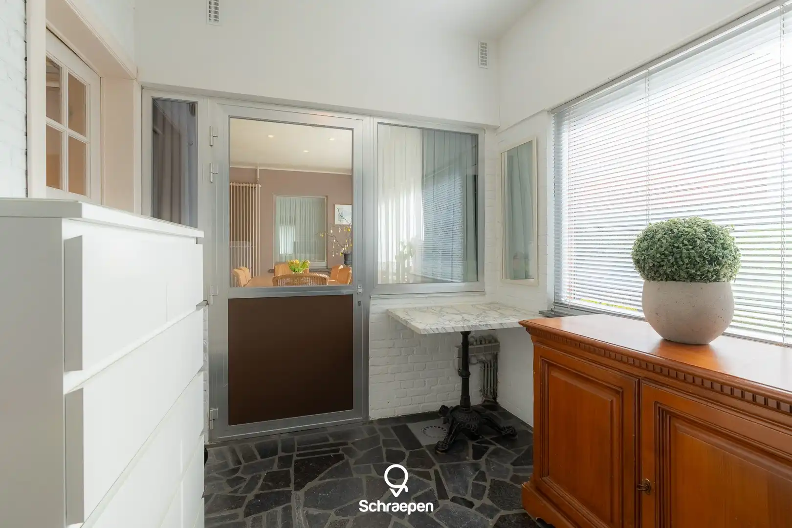 Uitstekend gelegen gezinswoning met 3 slpks, EPC- label C én schitterende tuin te Hasselt! foto 12