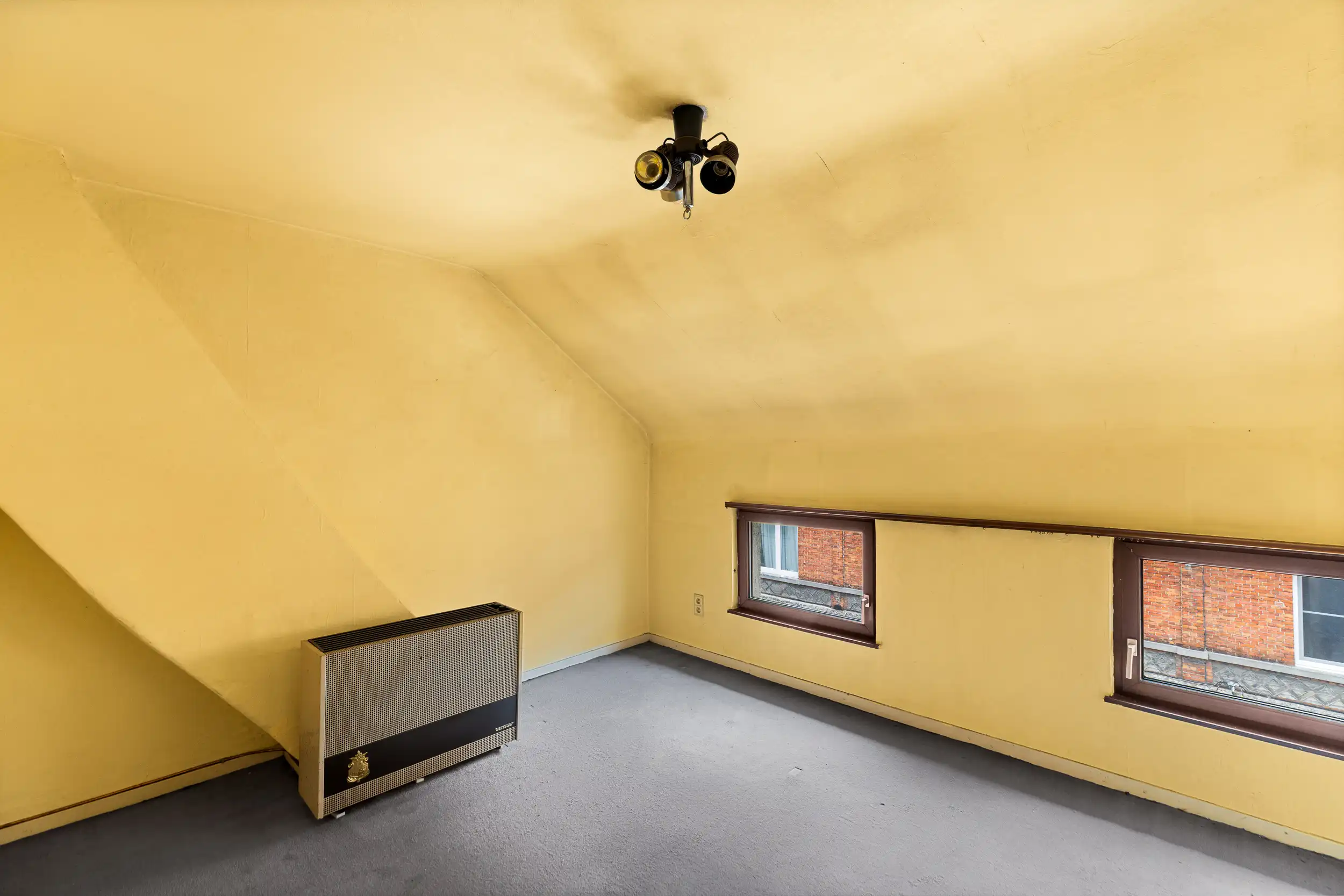 Te renoveren woning met ruime tuin in gegeerde Snoekstraat foto 11