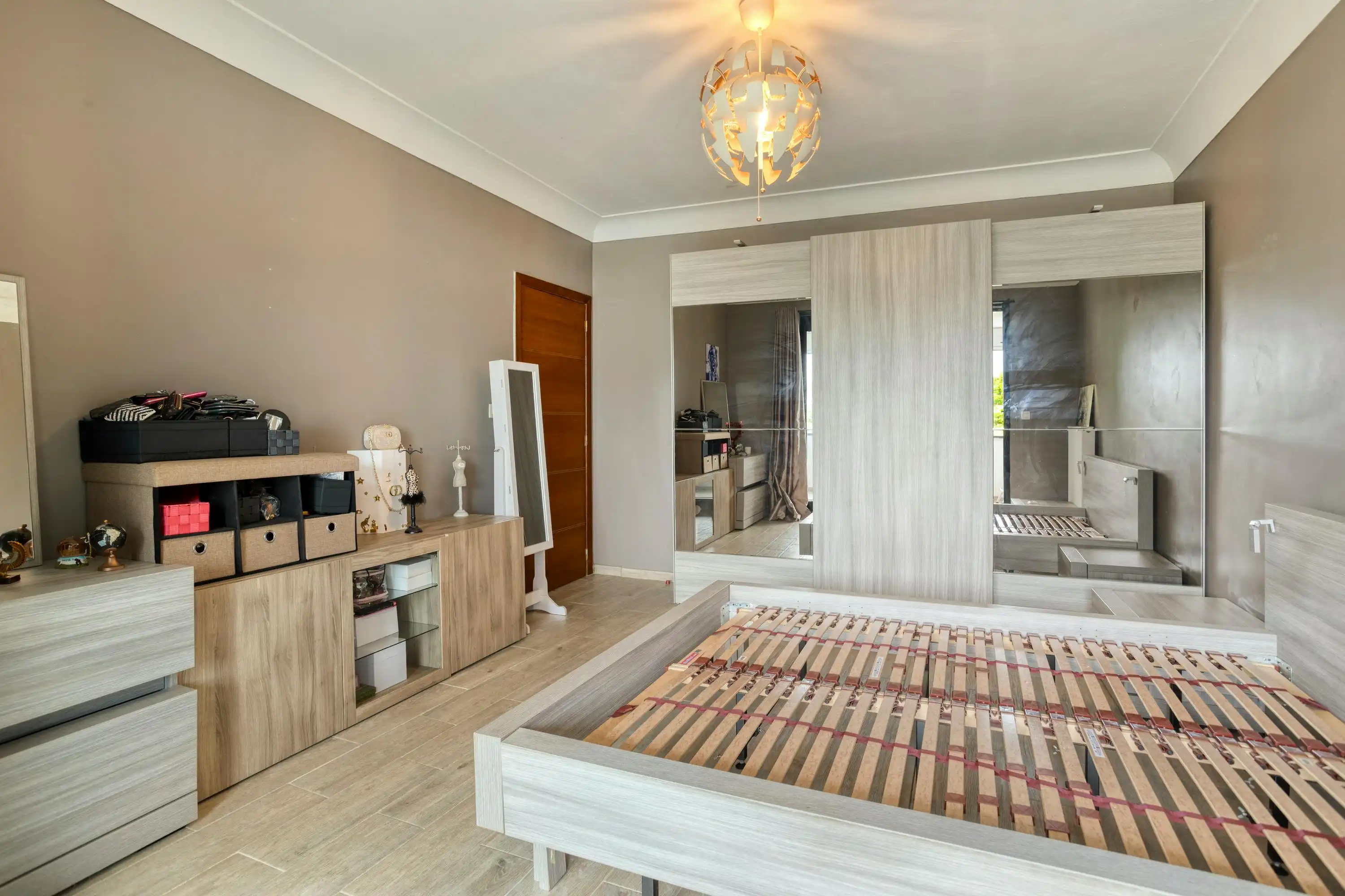 Ruime woning te koop in centrum Wilrijk  foto 22