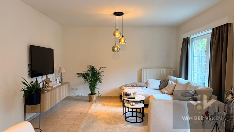 Mooie halfopen bebouwing in Stokrooie. foto 2