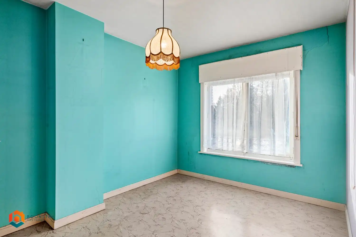 Te renoveren woning met 3 slpkrs en 2 garages in Berlaar-Heikant foto 14