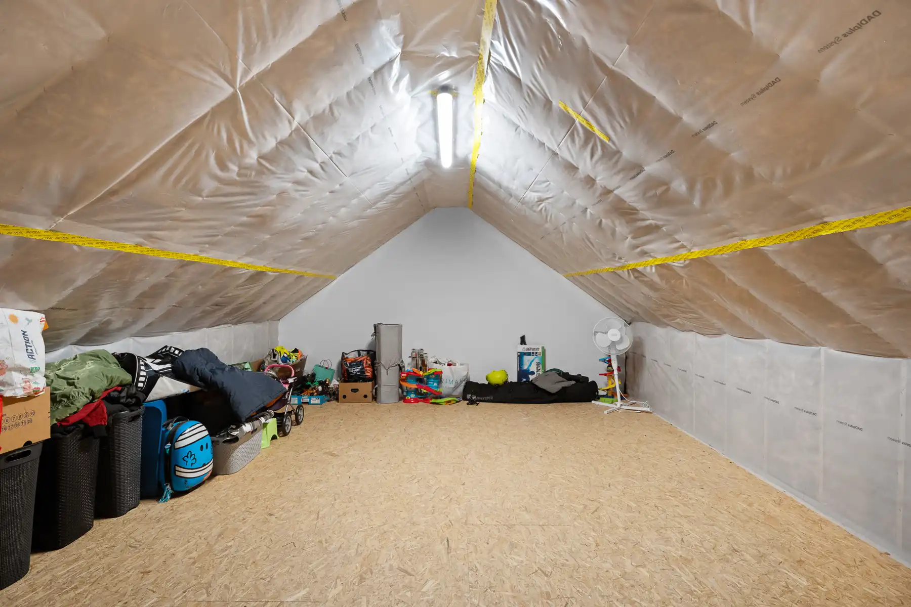 Energiezuinige recente woning in doodlopende straat te Eeklo foto 14