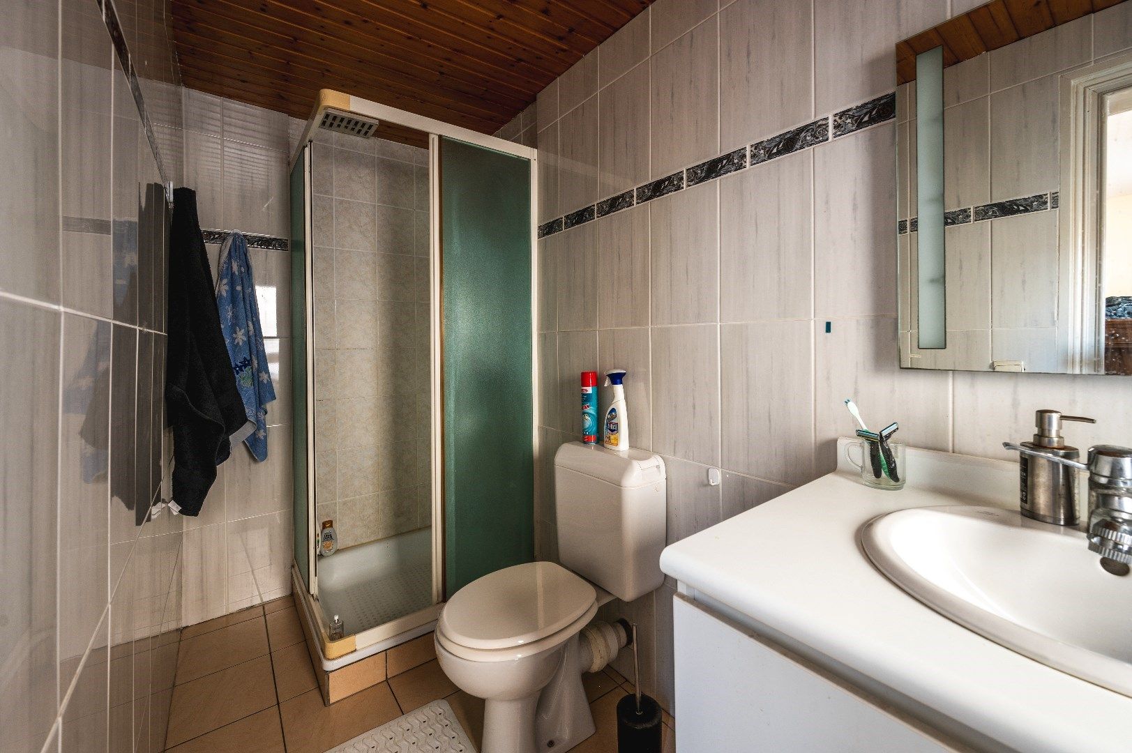 Duplex appartement met nieuw terras, 3 kamers en veel ruimte foto 12