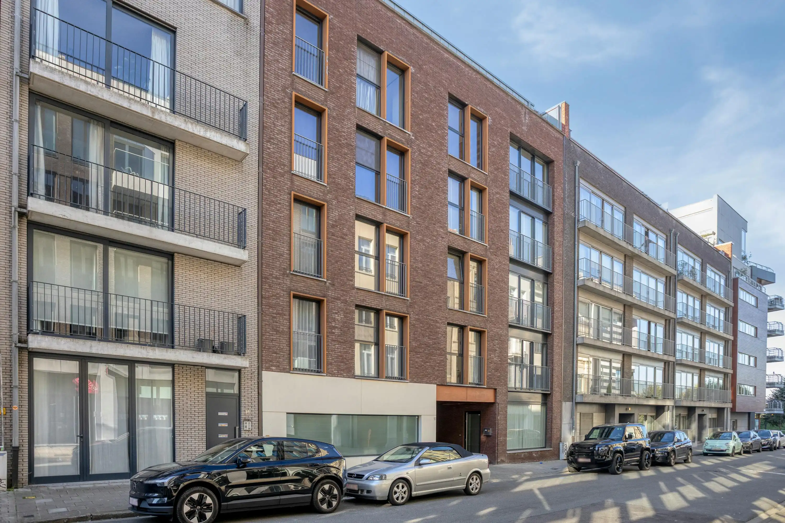 Lichtrijk appartement met terras te koop te Antwerpen Zuid! foto 20