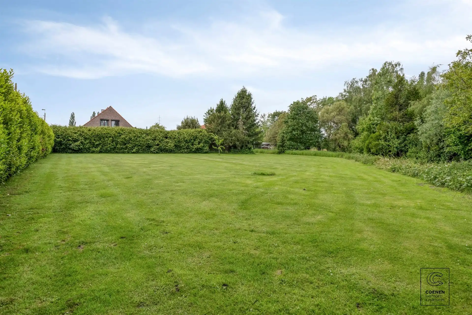Zeer ruime HOB met schitterende tuin op een toplocatie foto 31