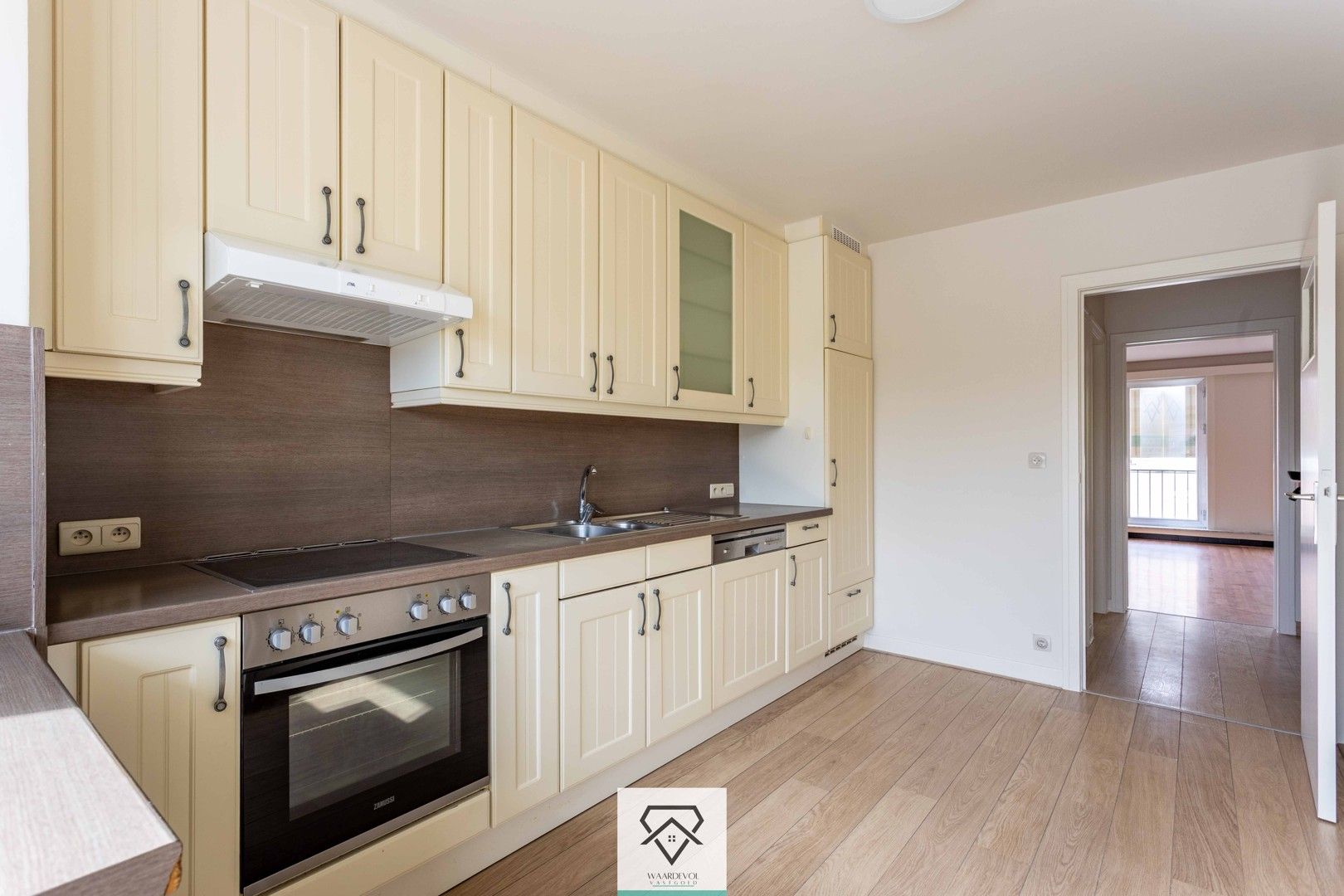 Ruim instapklaar appartement met 3 slaapkamers te Gent foto 12