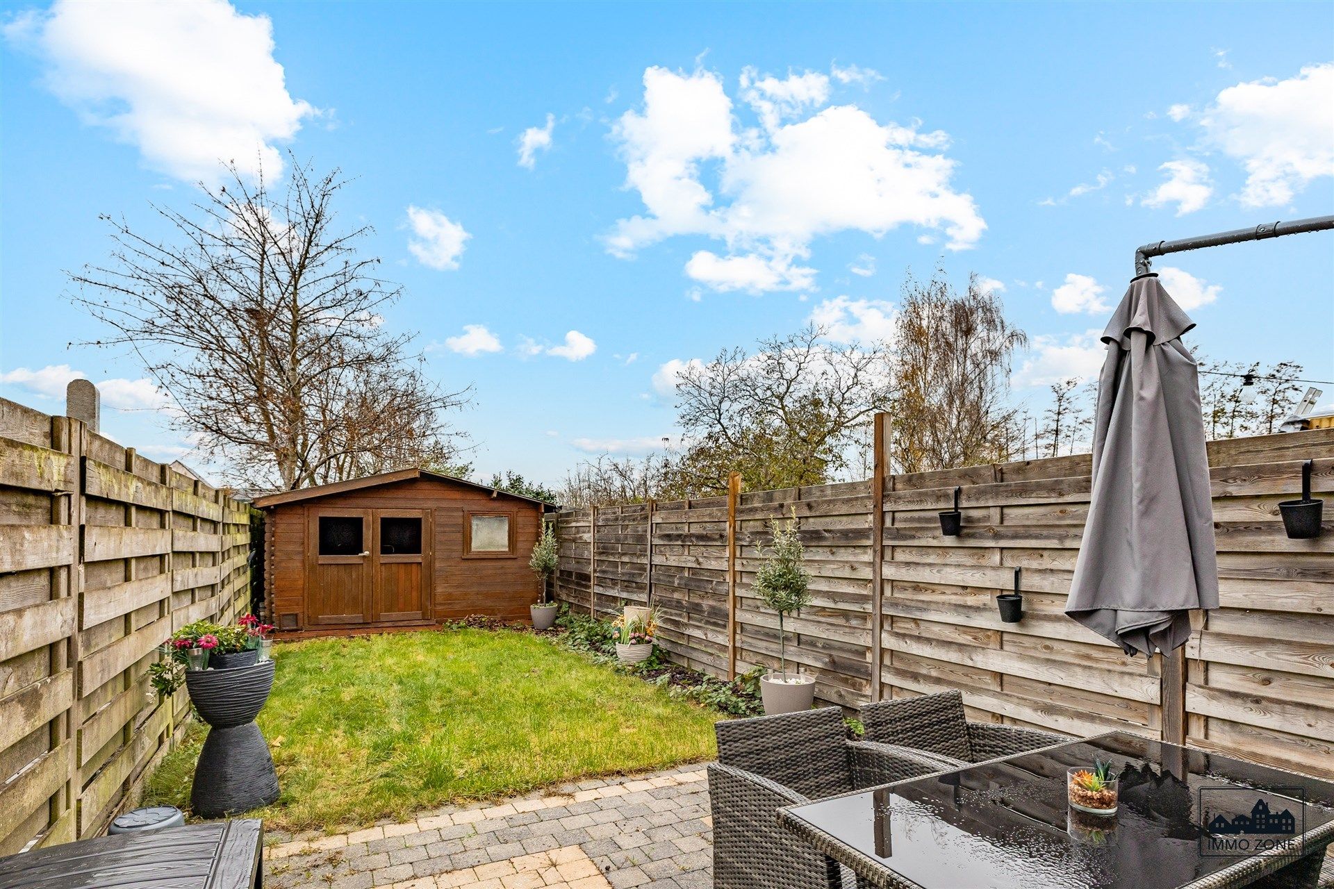 Op te frissen woning met tuin en ruime zolder foto 9