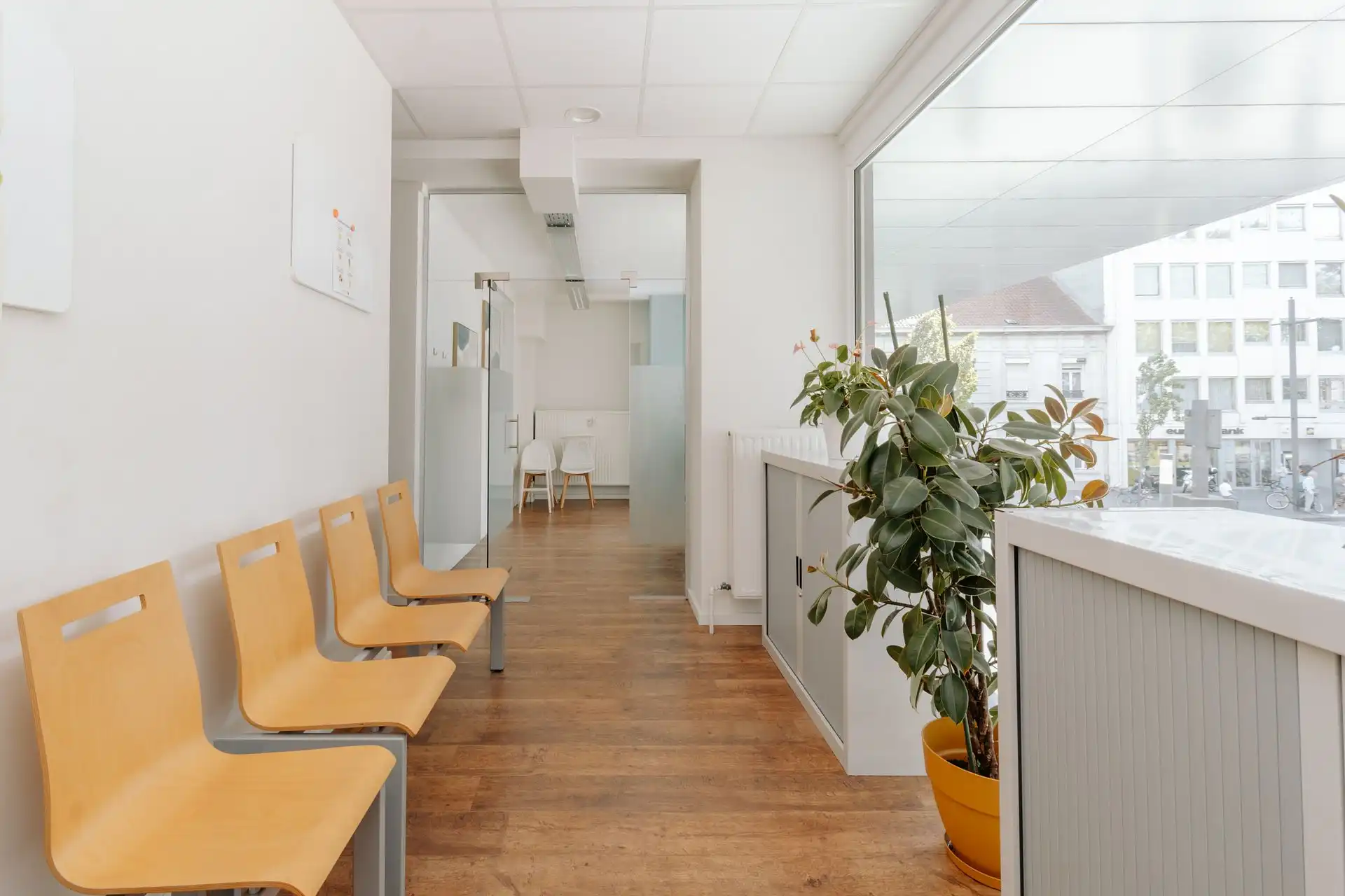 Handels-/kantoorruimte op absolute toplocatie foto 4