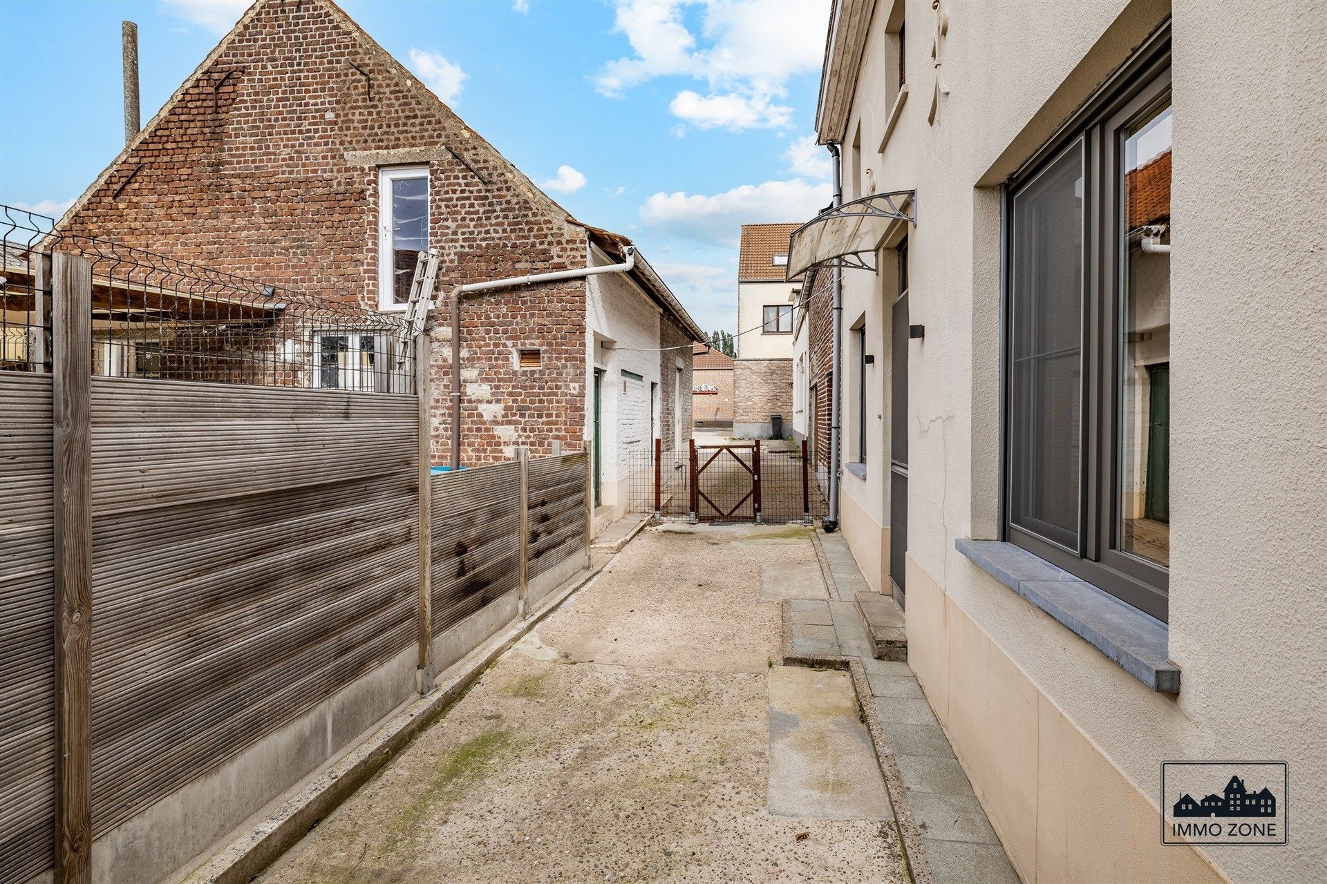 Op te frissen woning met veel potentieel foto 21