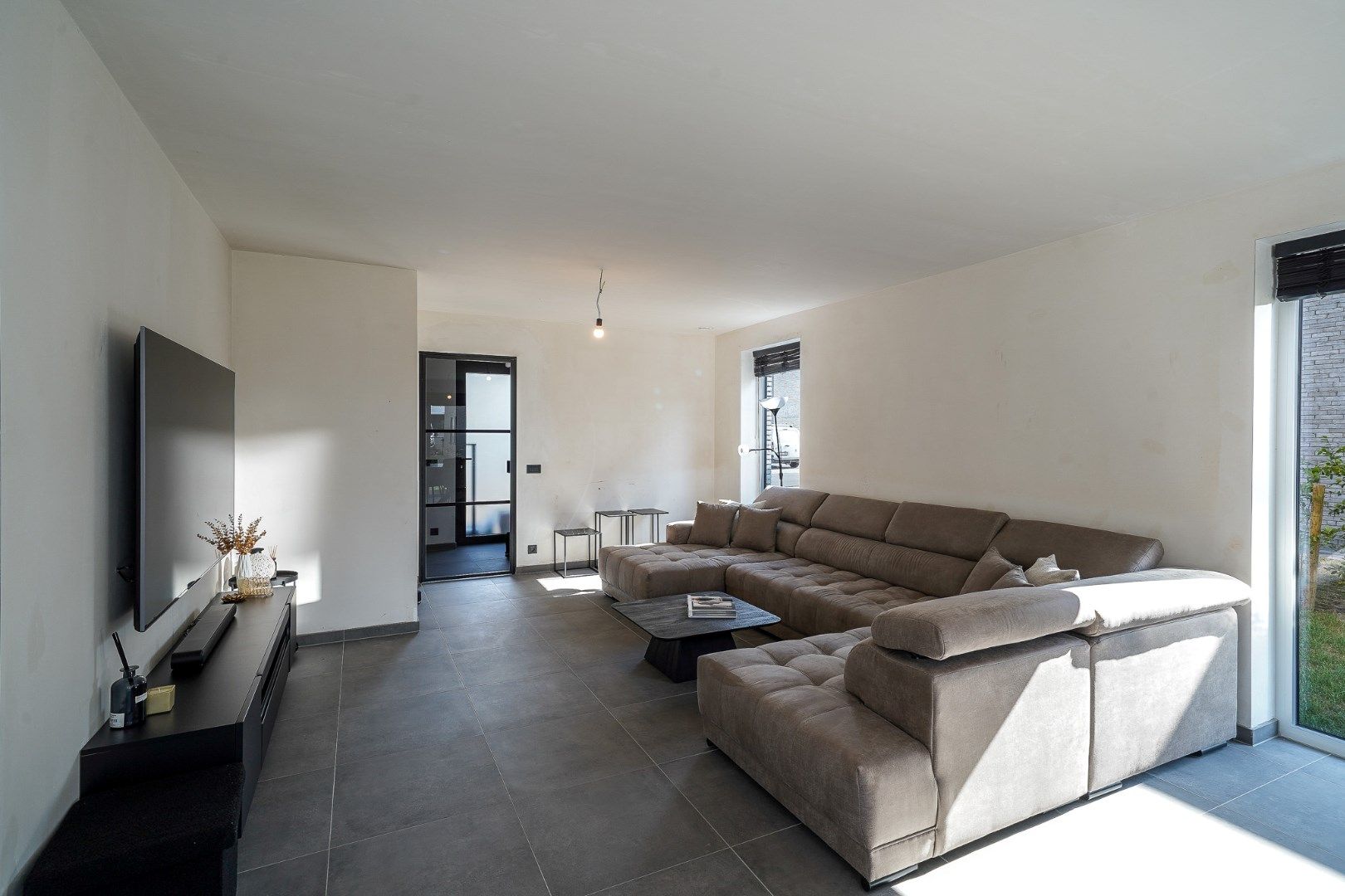 Instapklare halfopen nieuwbouwwoning in rustige wijk te Roksem (Oudenburg)  foto 3