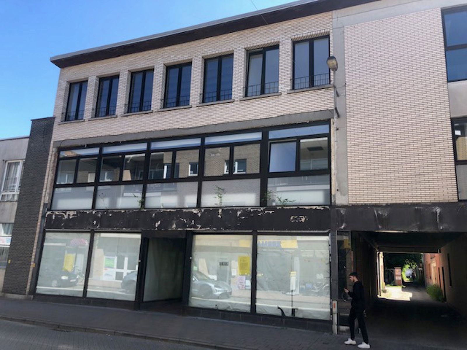 ()=>{if(producerUpdateValueVersion(node),producerAccessed(node),node.value===ERRORED)throw node.error;return node.value} Kapelstraat 21-35 - 2660 Antwerpen Hoboken