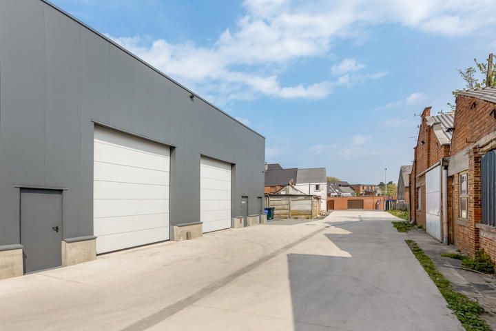 Nieuwbouw magazijn van 197,5 m² te huur nabij het centrum foto 11