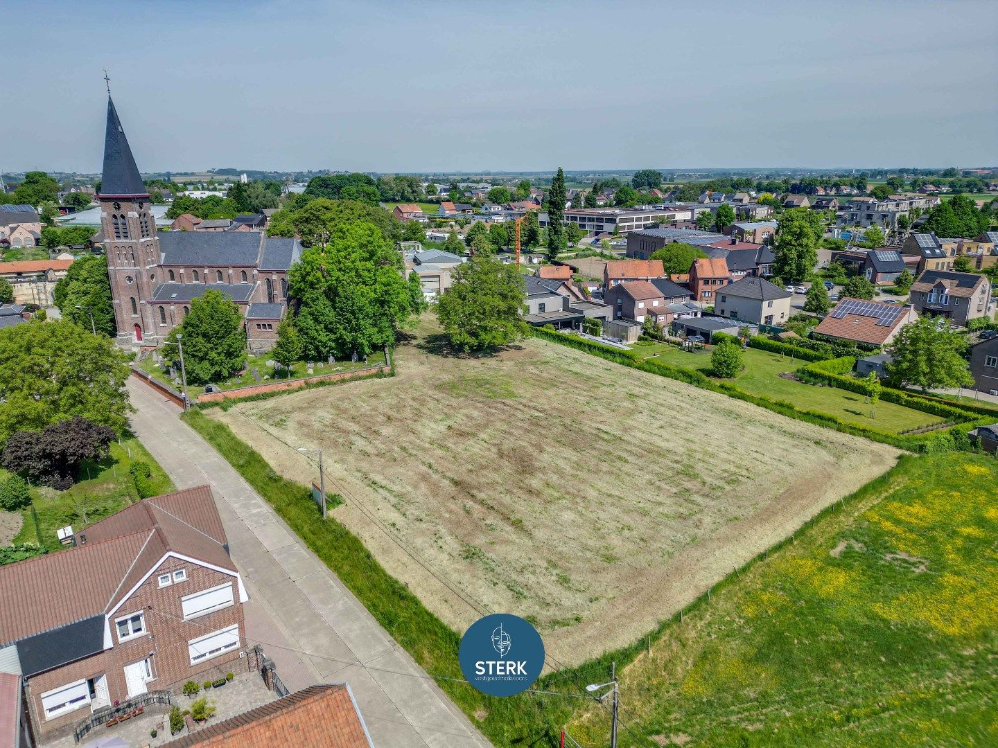 HALFOPEN BOUWGROND VAN 6A 13CA OP EEN TOPLOCATIE TE RIEMST !  foto 2
