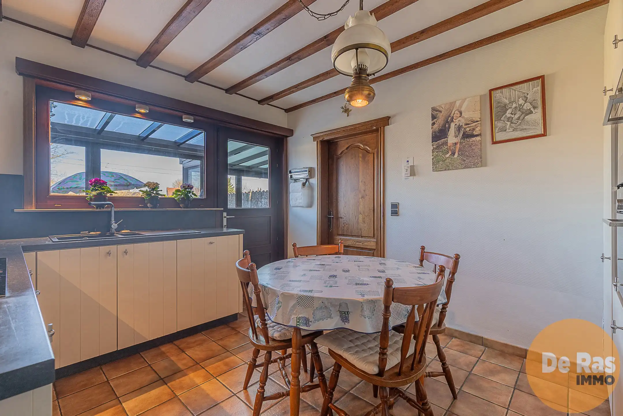 Ruime woning met grote garage en tuin vlakbij station Ede foto 11