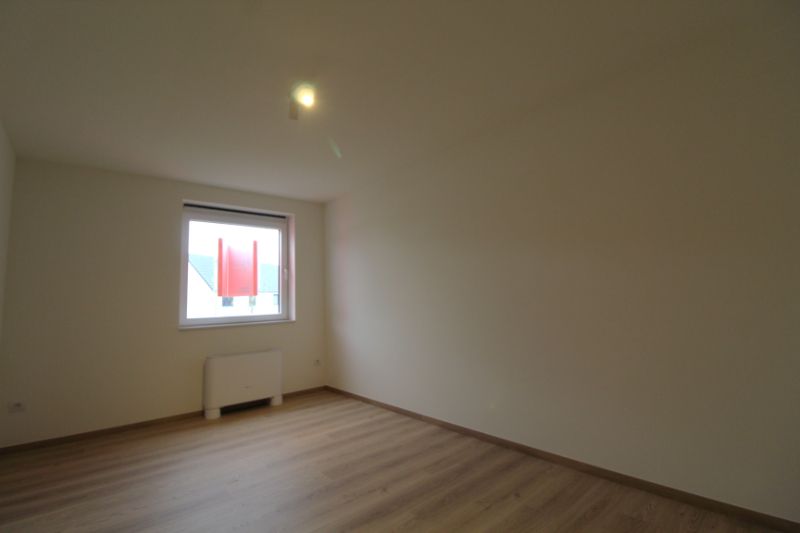 Energiezuinige nieuwbouwwoning te huur in rustige wijk te Sijsele foto 9