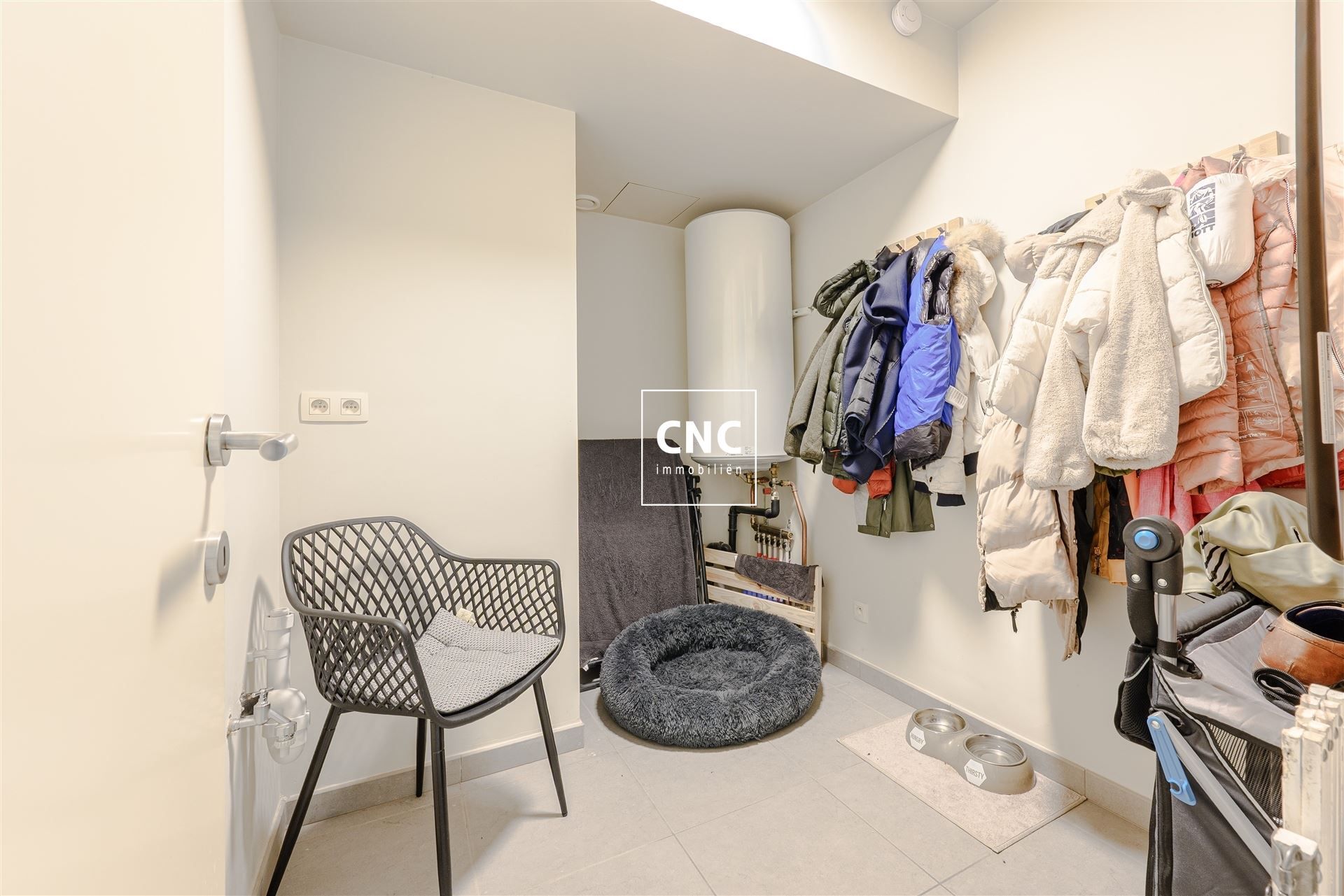 Gezellig ongemeubeld appartement nabij zee en Heldenplein foto 12
