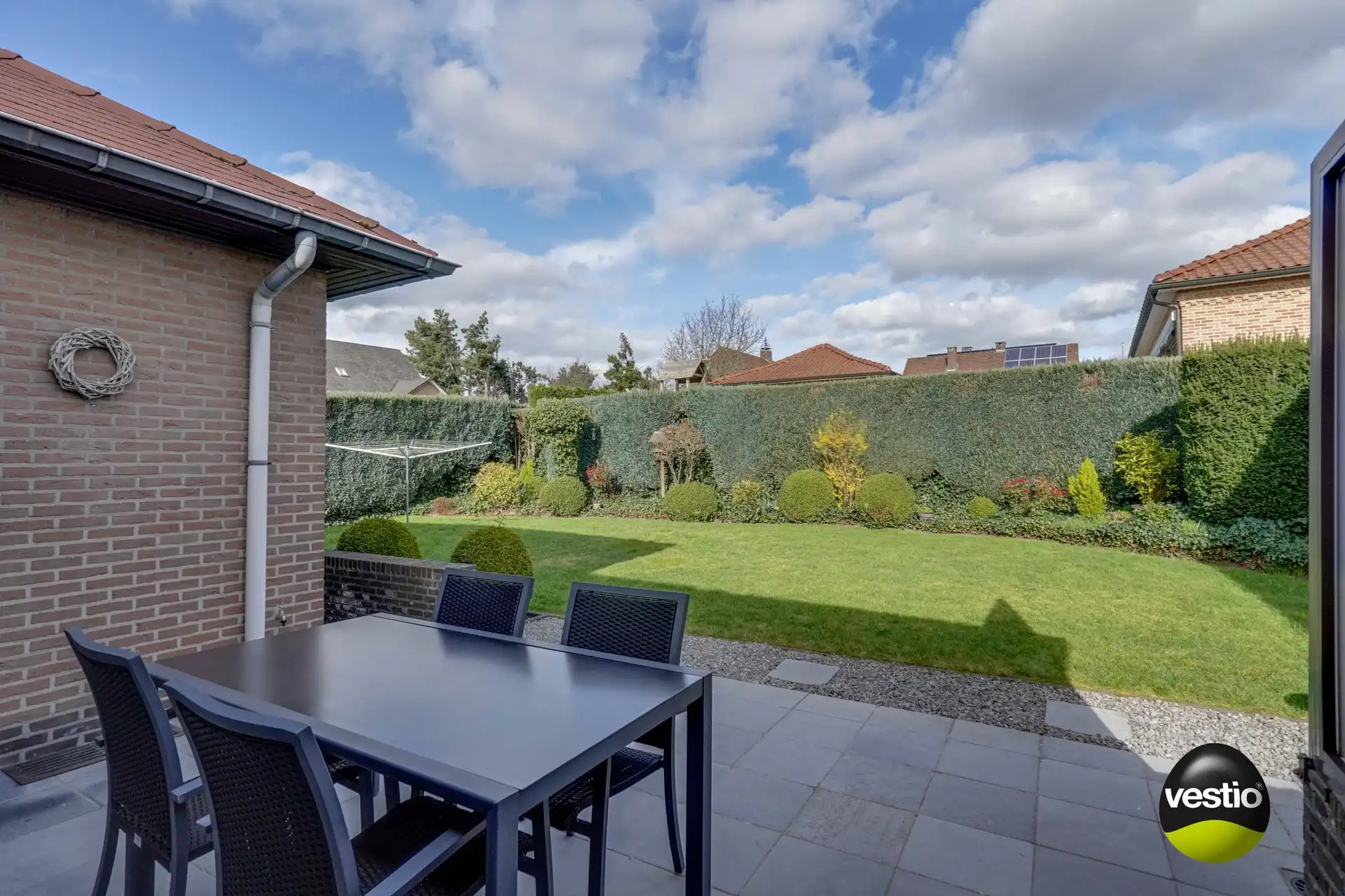 RUSTIG GELEGEN, GELIJKVLOERSE WONING VLAKBIJ CENTRUM OPGLABBEEK foto 15