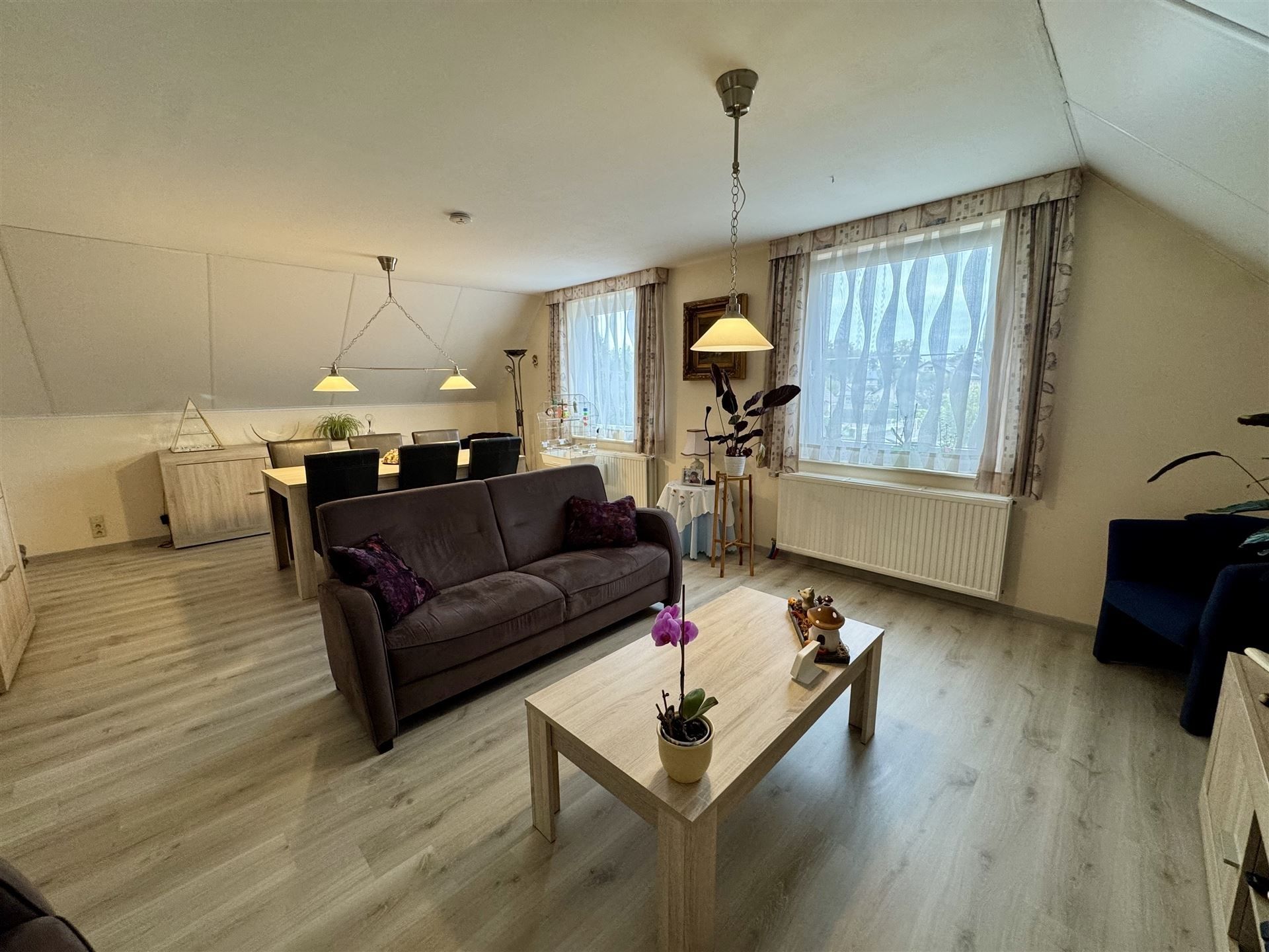 Vrijstaande woning die gebruikt kan worden als twee-woonst foto 17