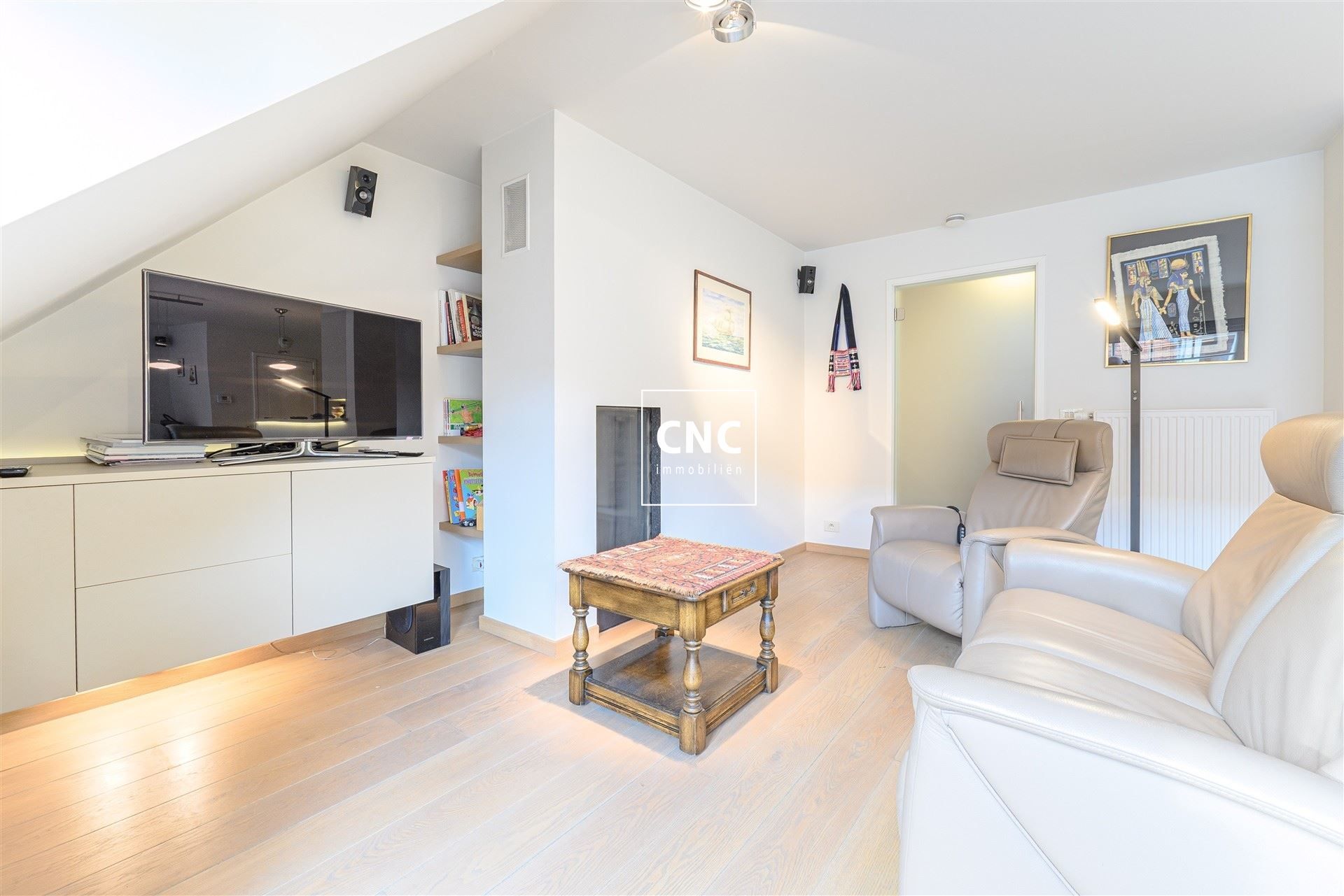 Lichtrijke duplex met twee terrassen in centrum Knokke foto 8