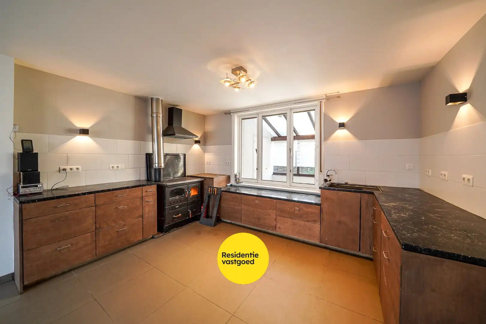 Instapklare ruime hoekwoning te Zandvoorde foto 8