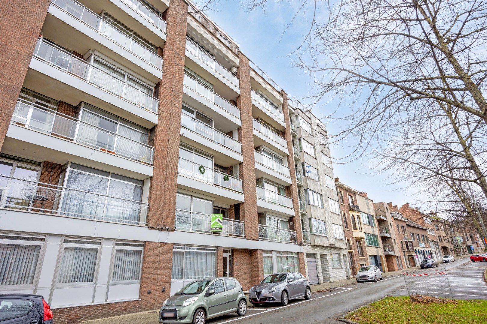 Schitterend appartement met 2 terrassen en garage, residentie Albert centrum Tongeren foto 27