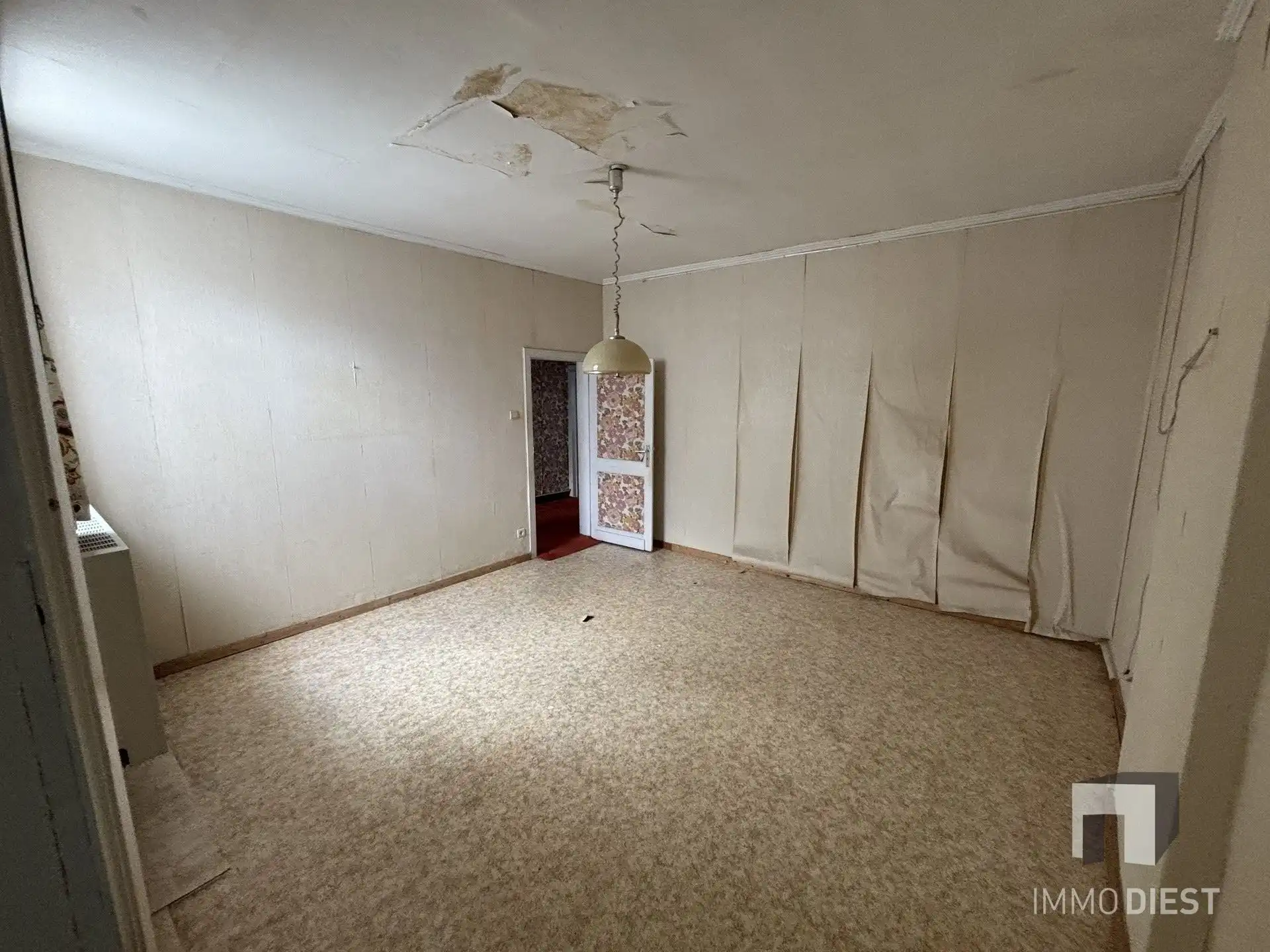 Ruime kluswoning met 3 slaapkamers, garage en tuin foto 21