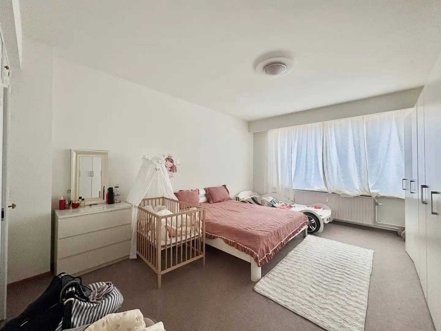 Ruim 2-slaapkamerappartement met uniek zicht op het Stadspark foto 13