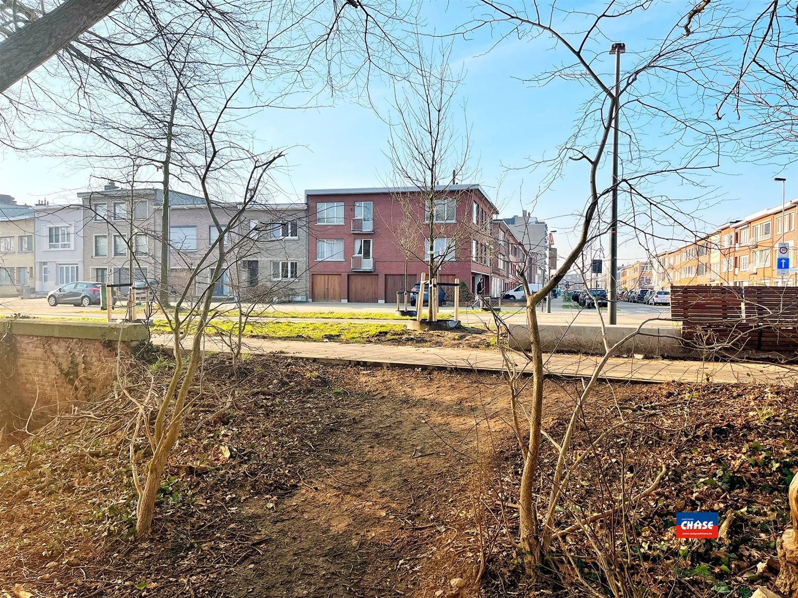 Charmant 2-slpk appartement met 2 garages in Deurne foto 20