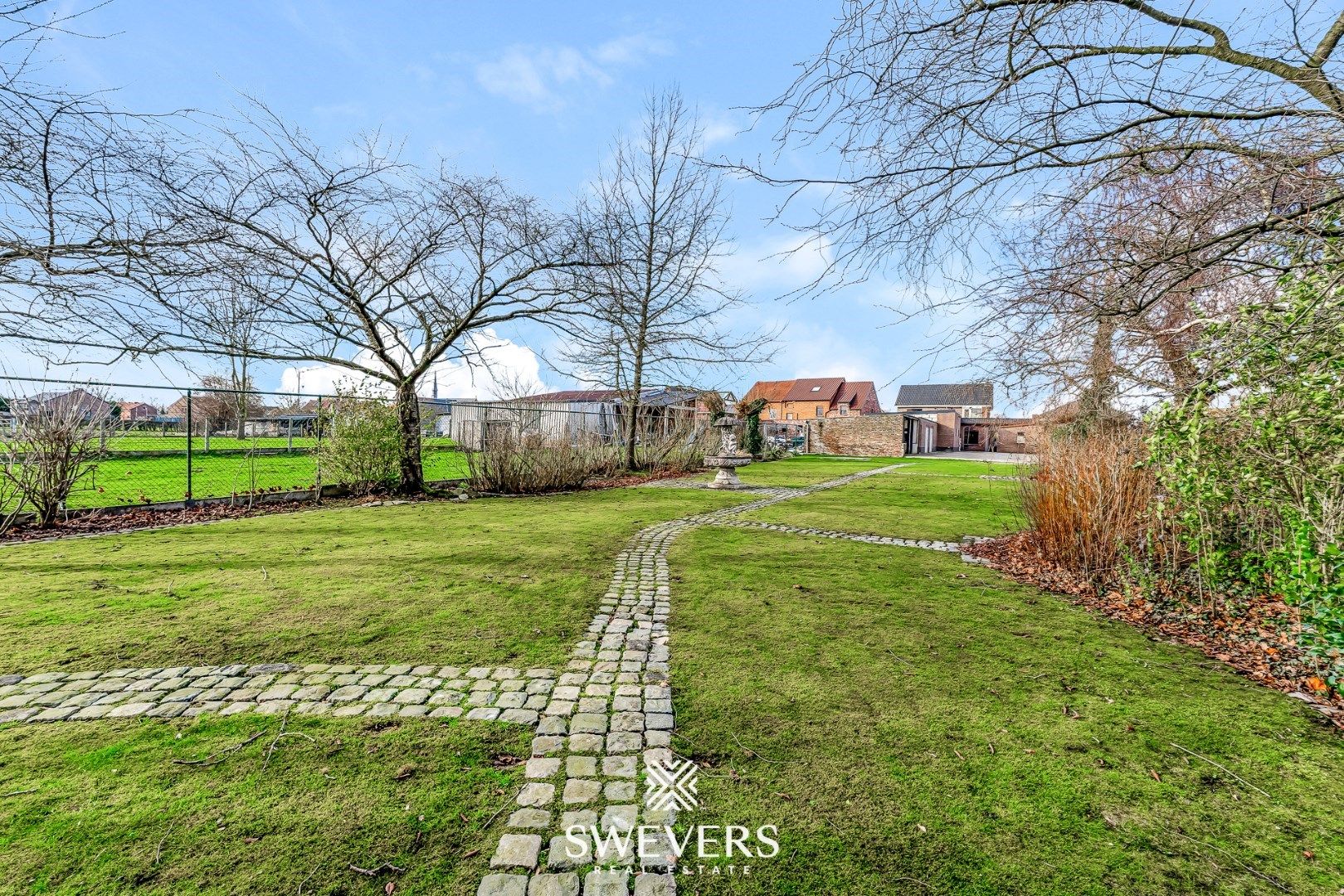 Instapklare woning met handelszaak en appartement in Geetbets foto 42