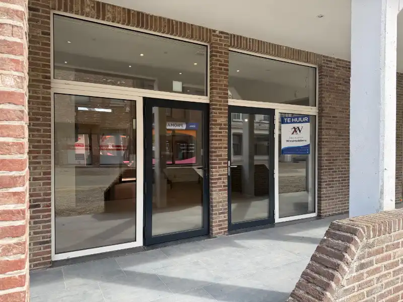 Te huur – polyvalent handelspand in het centrum van Houthalen foto 14