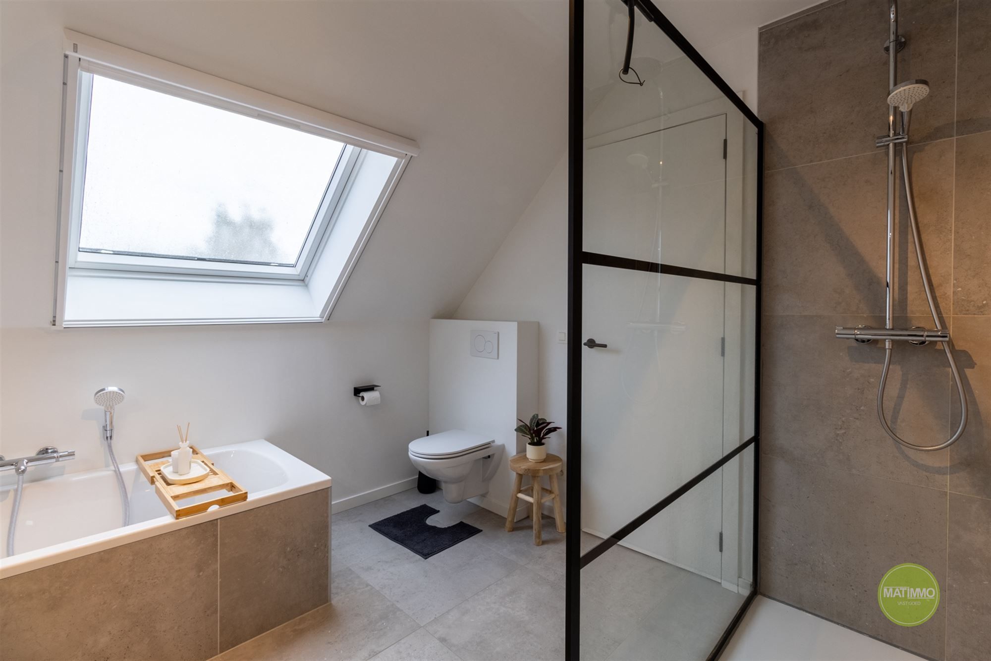 Modern duplex appartement met 2 slaapkamers te Mol foto 10