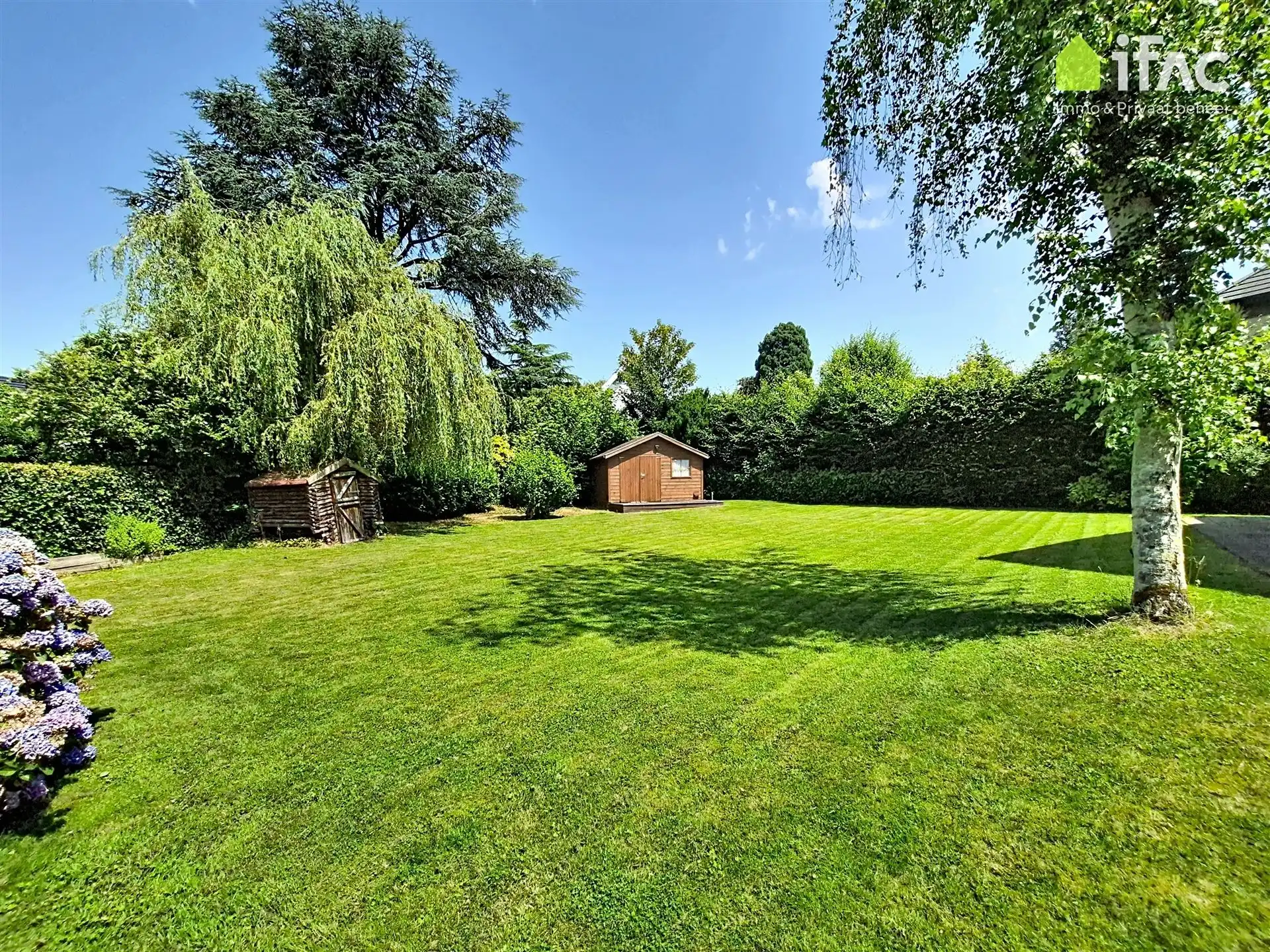 Rustig gelegen gerenoveerde villa in perfecte staat foto 8