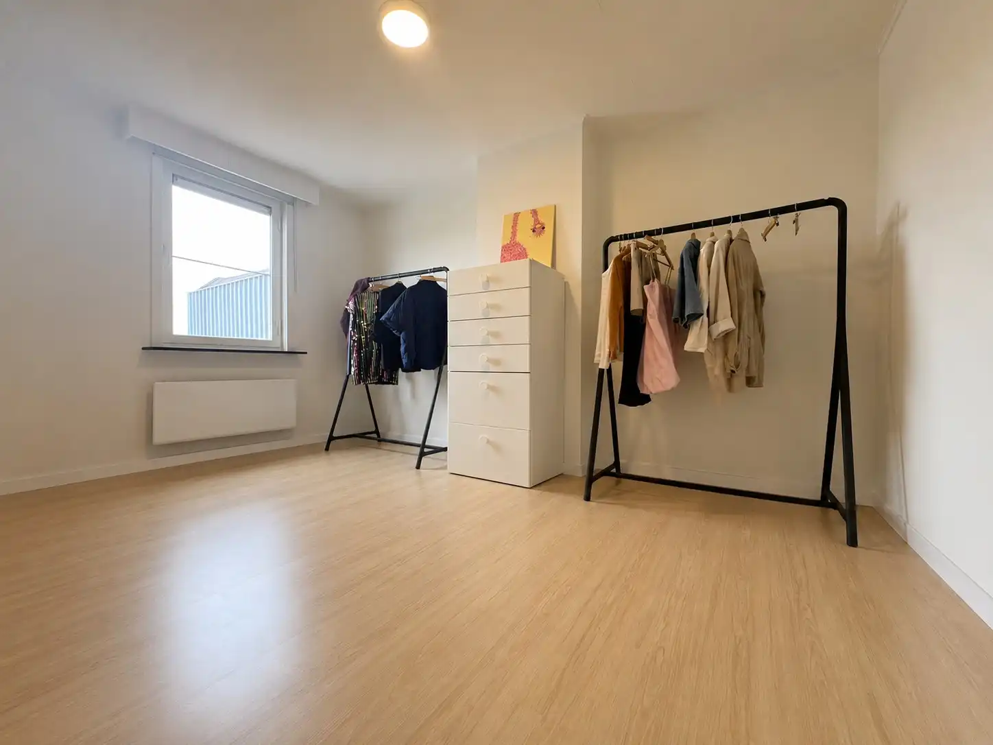 Ruime rijwoning met 3 slaapkamers, garage en tuin foto 9