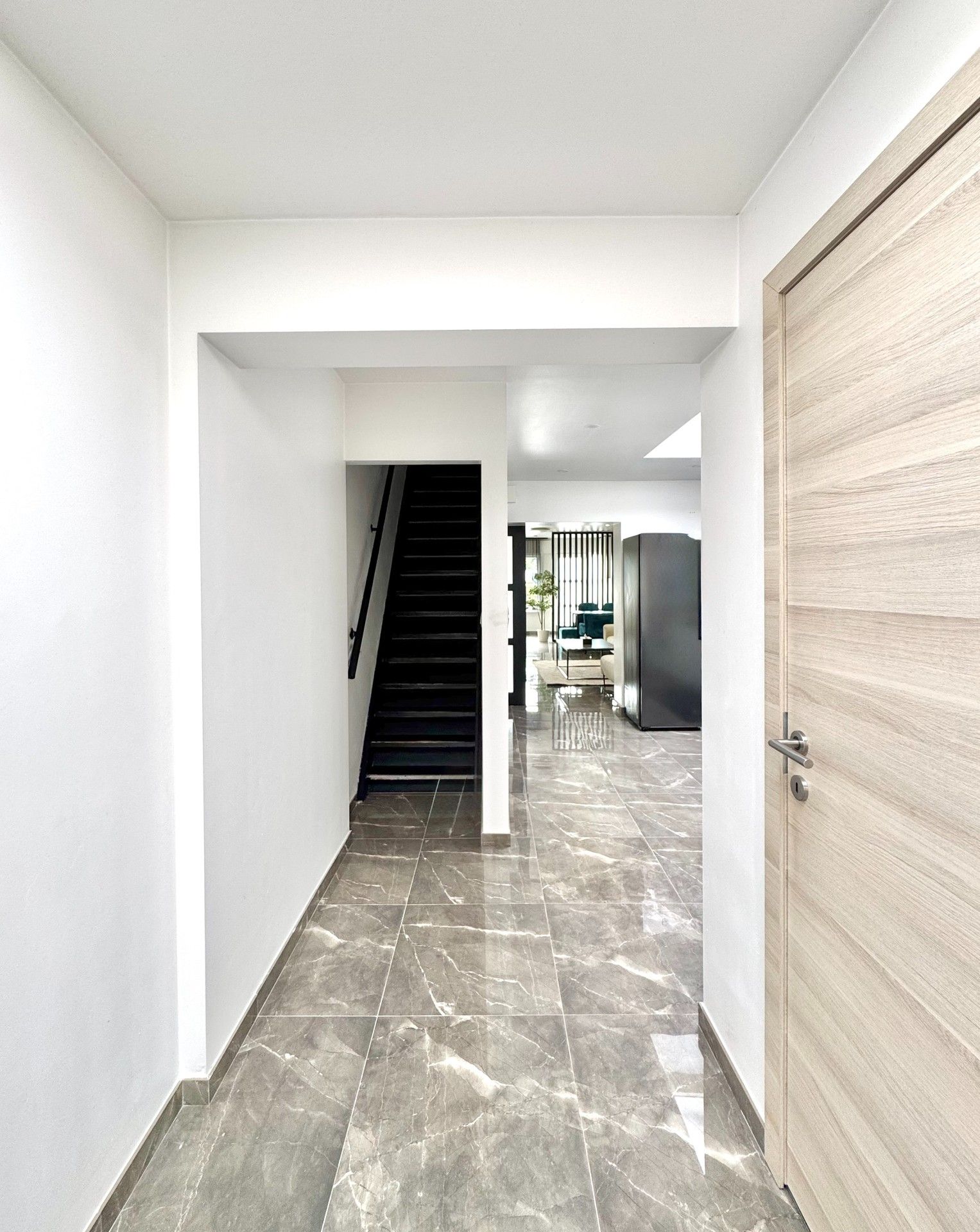 INSTAPKLARE WONING MET TUIN & GARAGE EN UITWEG foto 23