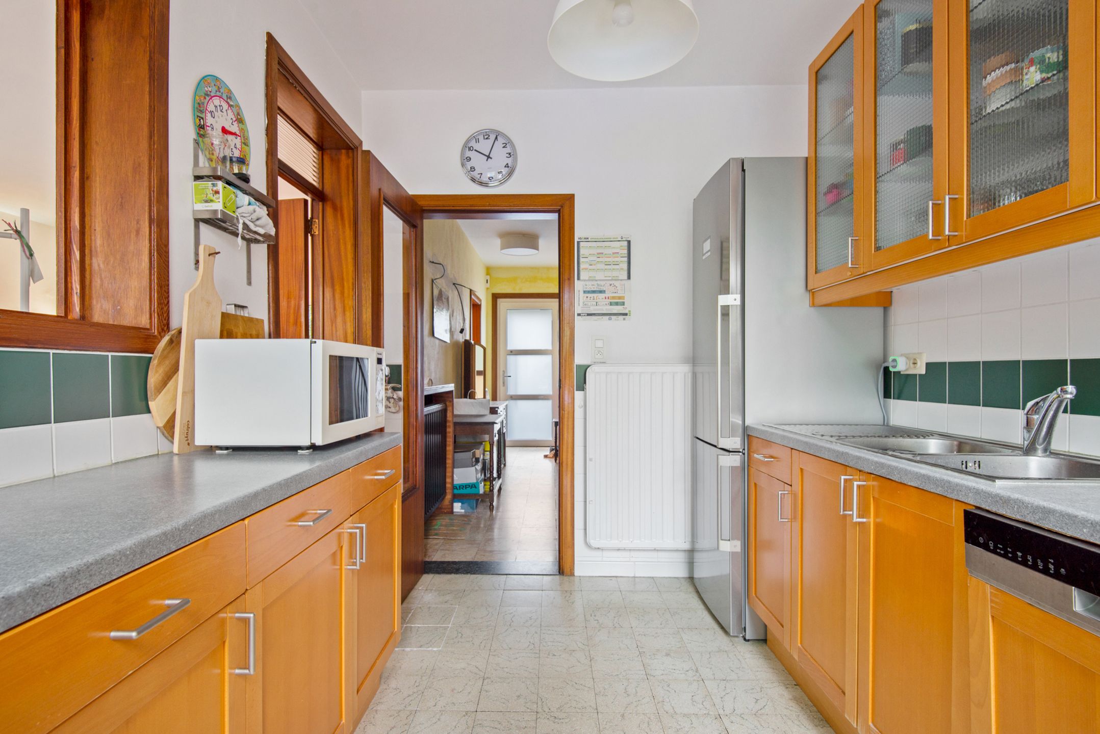 Mooie halfopen woning met garage op absolute toplocatie foto 10