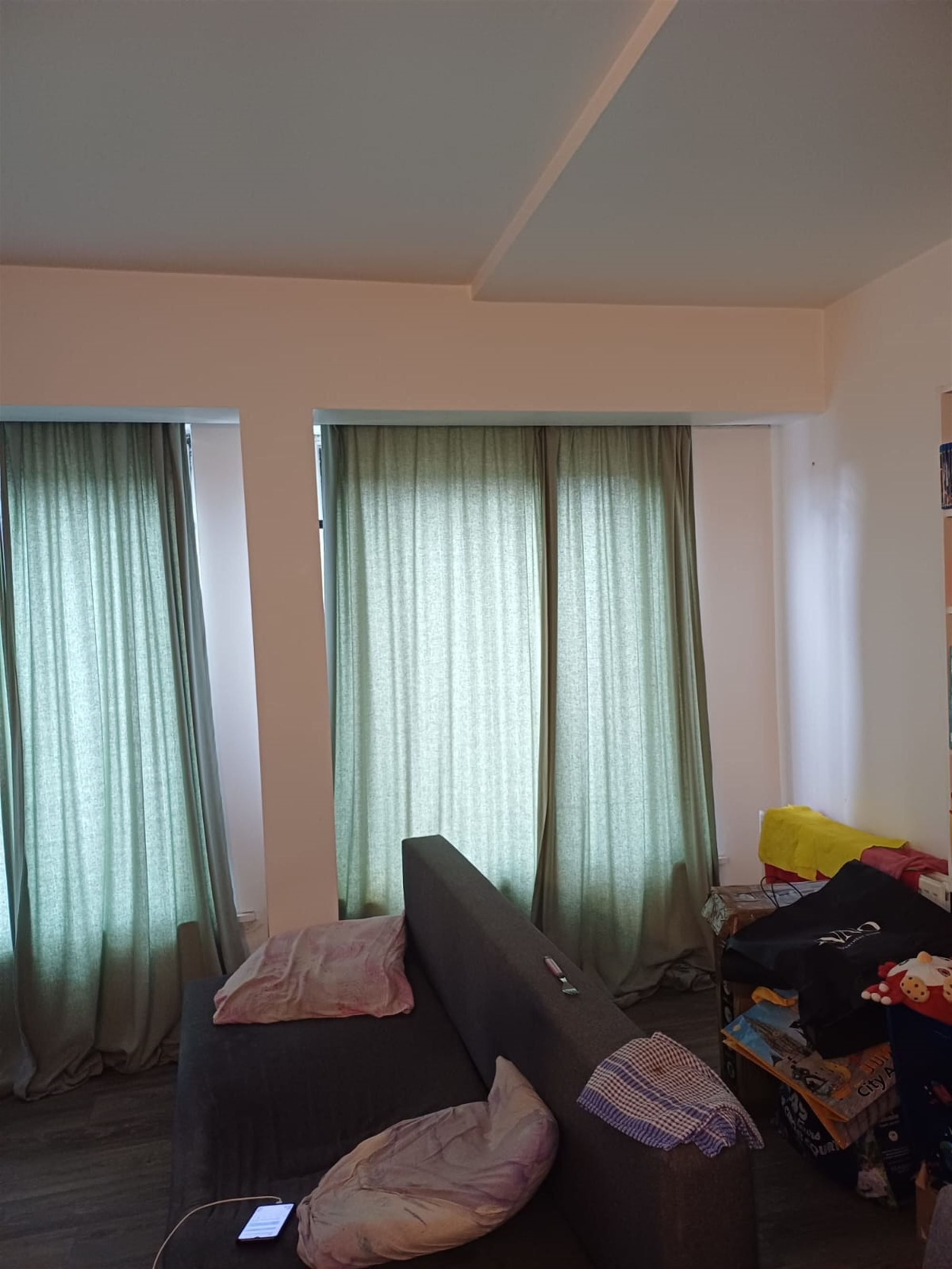 gebouw met 8 te renoveren 2 slaapkamerappartementen foto 16