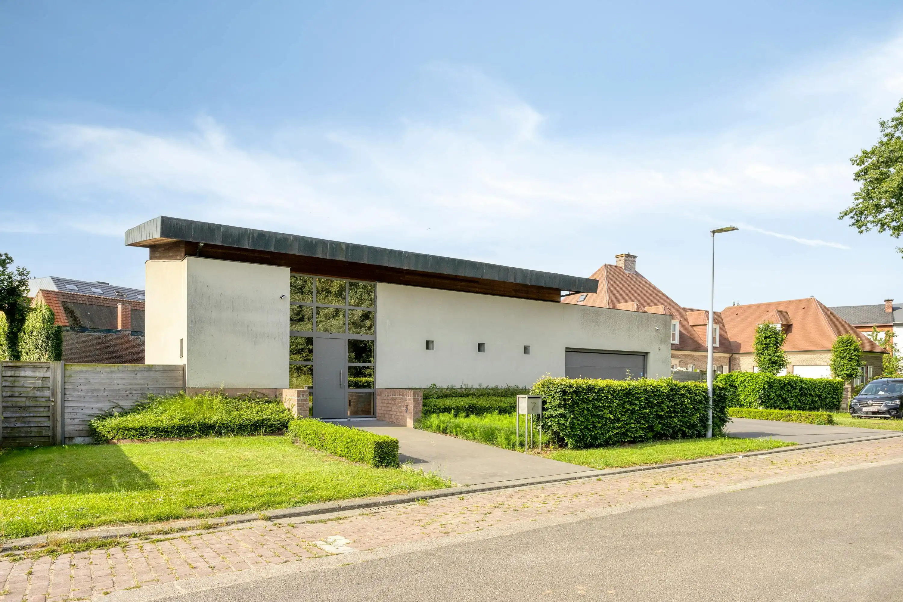 Ruime villa met 4 slaapkamers op 988 m² foto 2