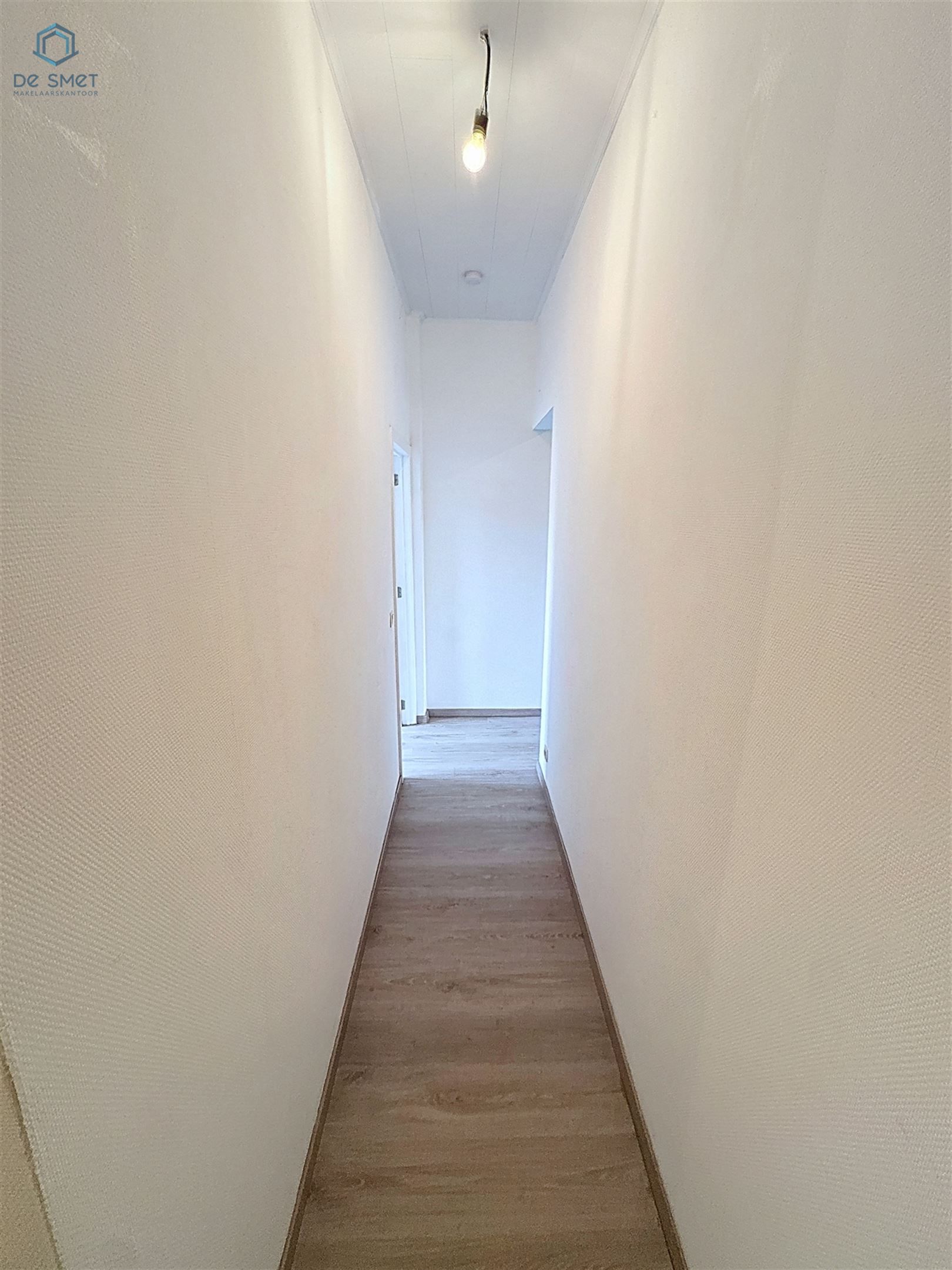 Instapklare, volledig gerenoveerde woning met 4 slaapkamers, terras en tuinberging in hartje Geraardsbergen! foto 17